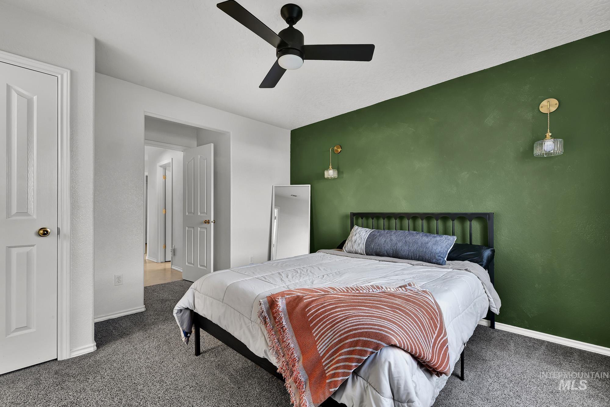 property viewer photo 17