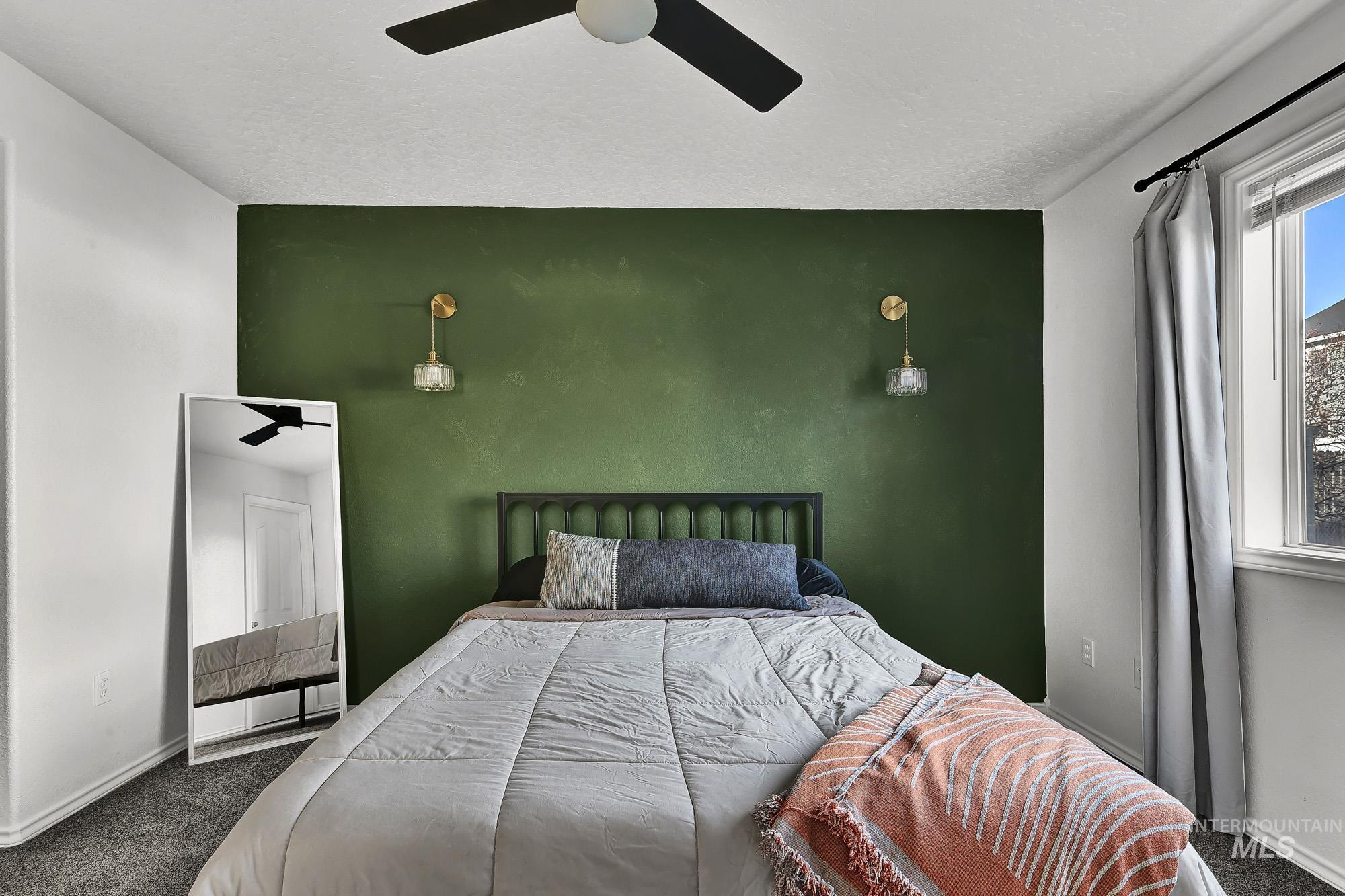 property viewer photo 19