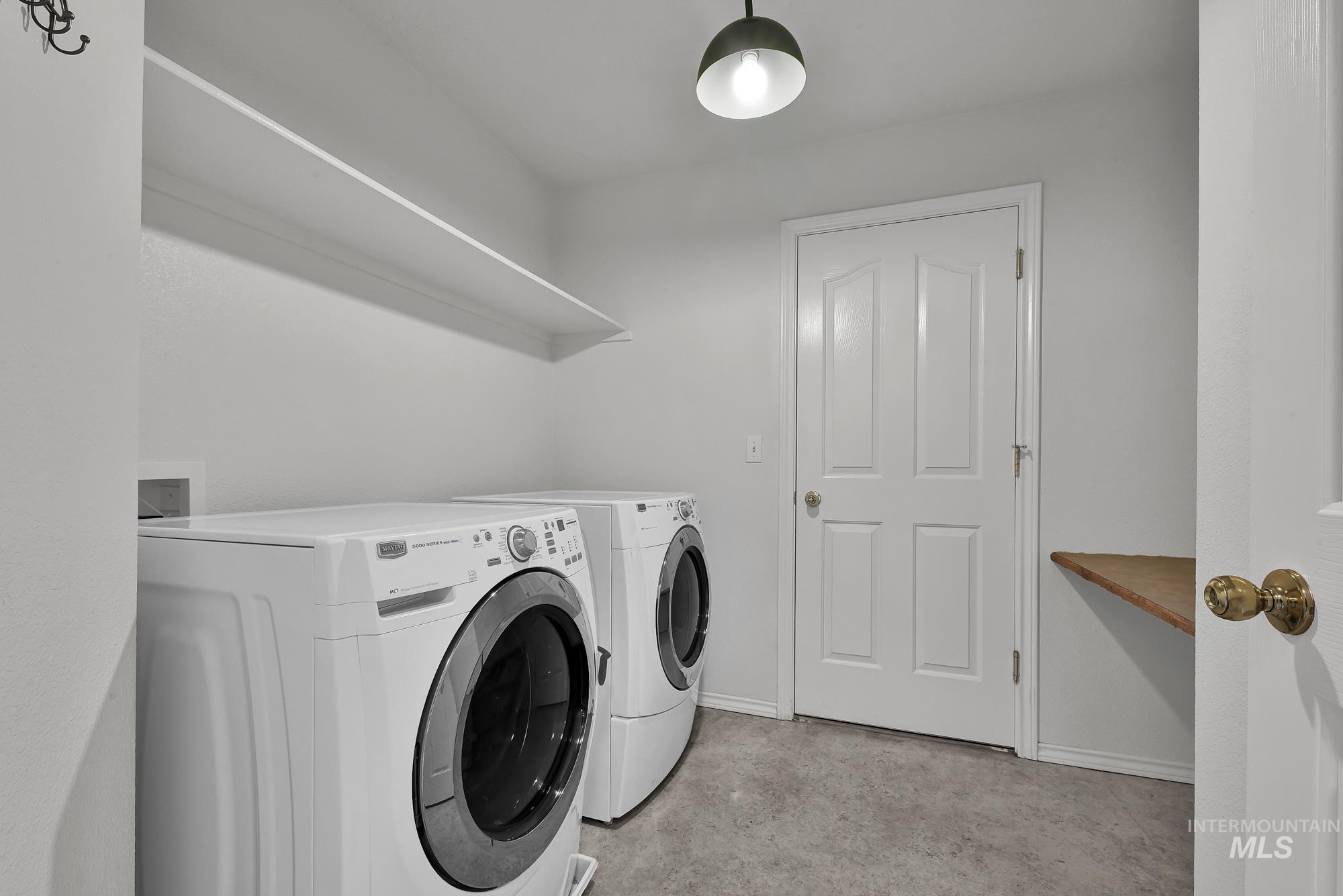 property viewer photo 25