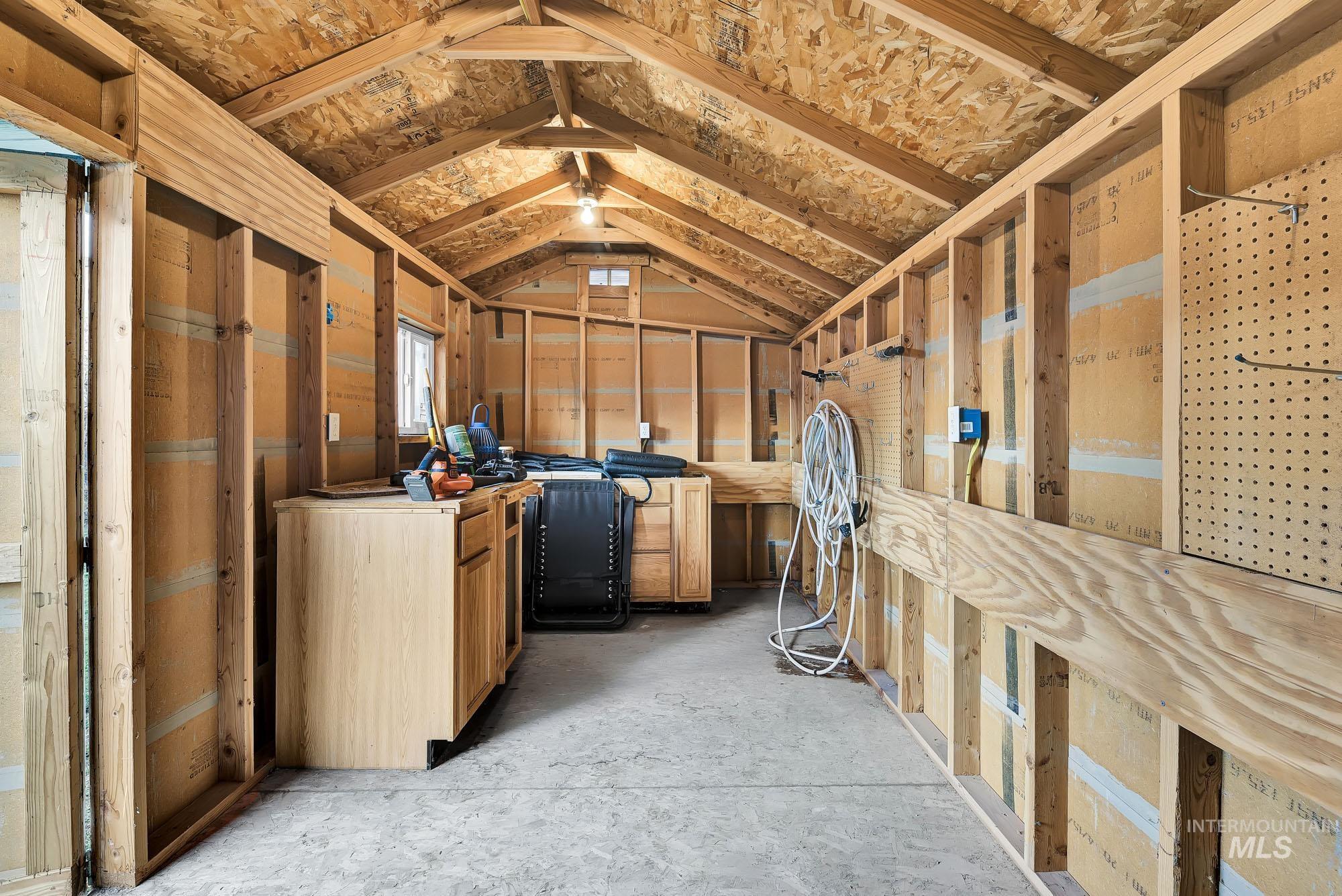 property viewer photo 30