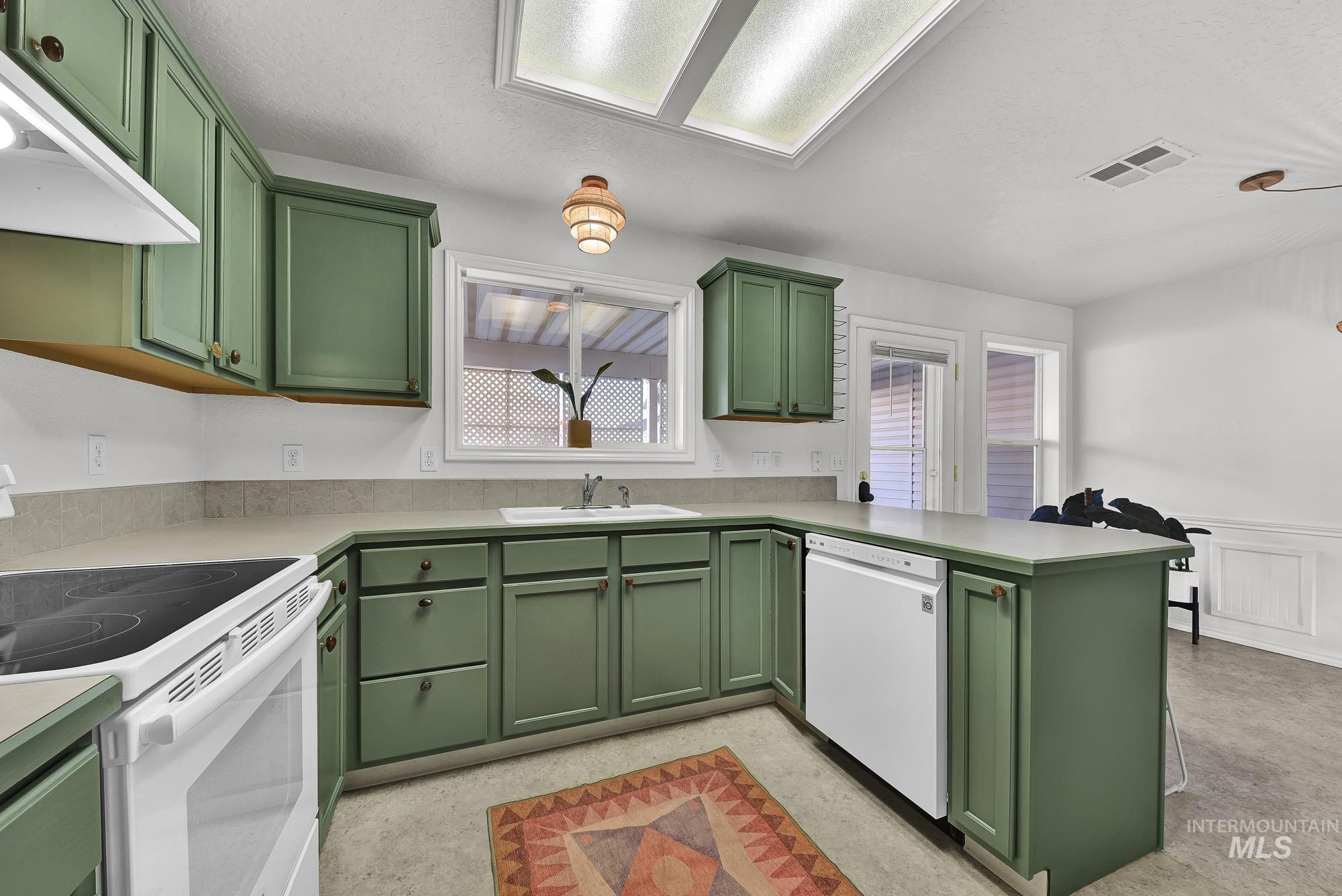 property viewer photo 8
