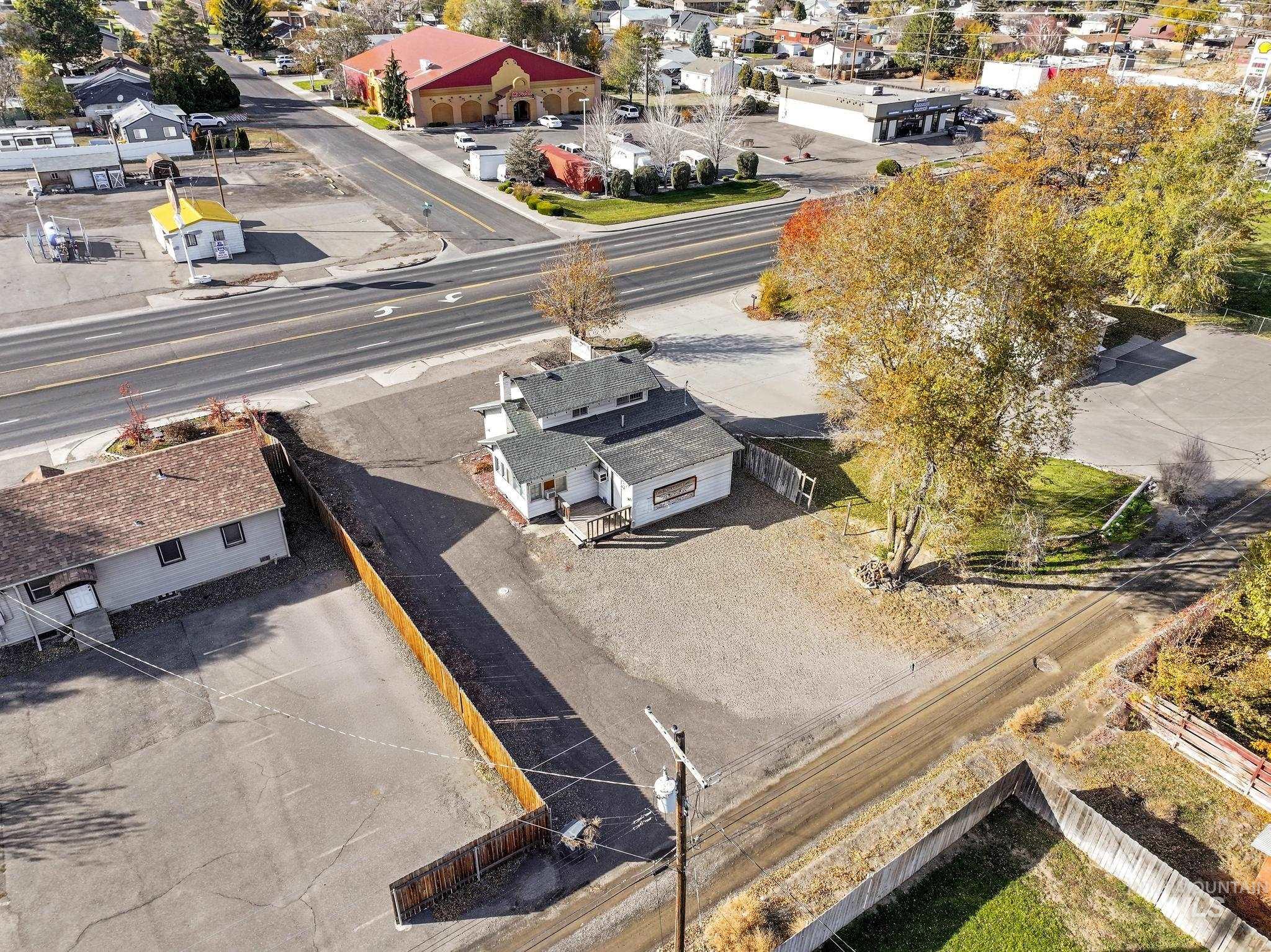 main property photo 41