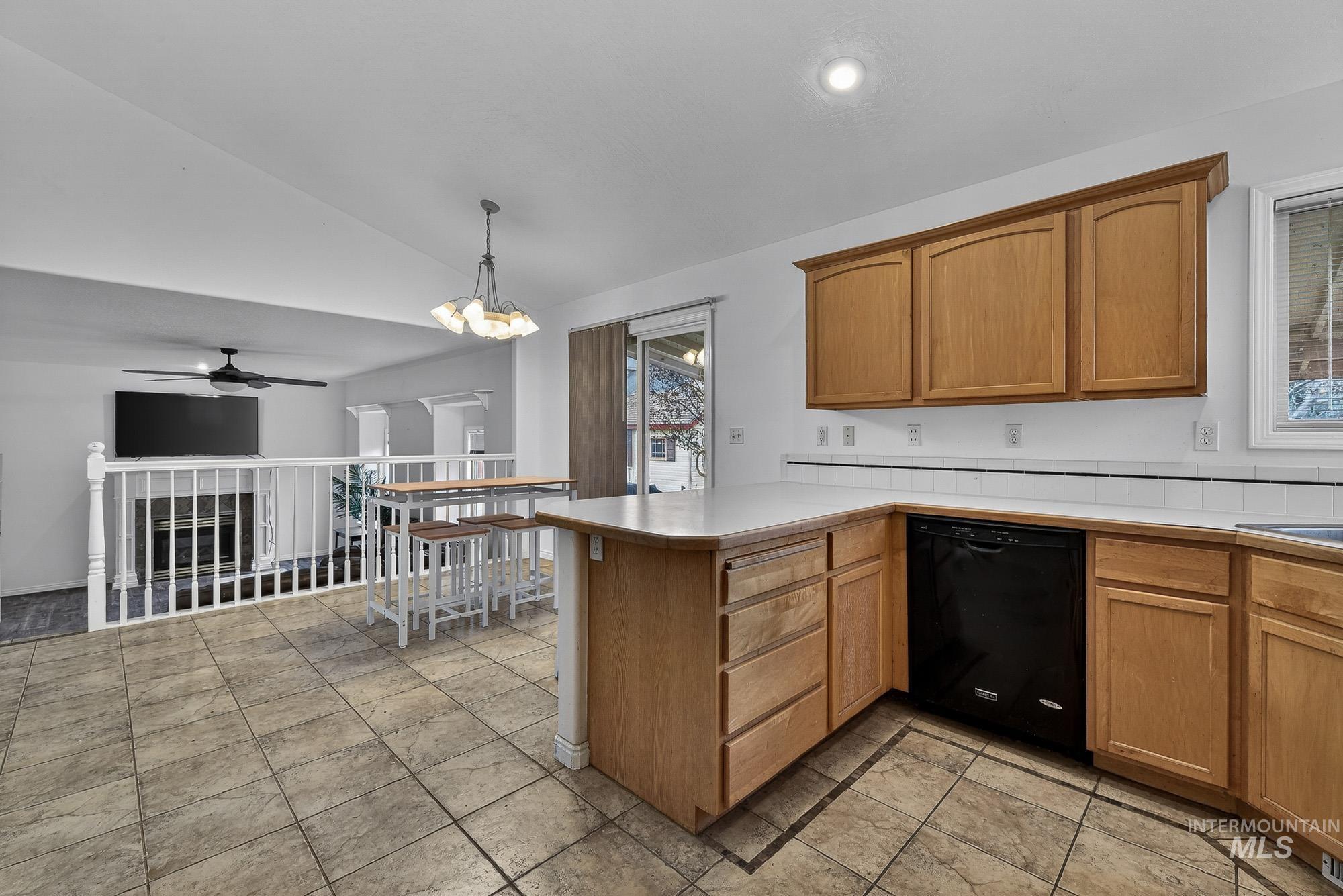 property viewer photo 13