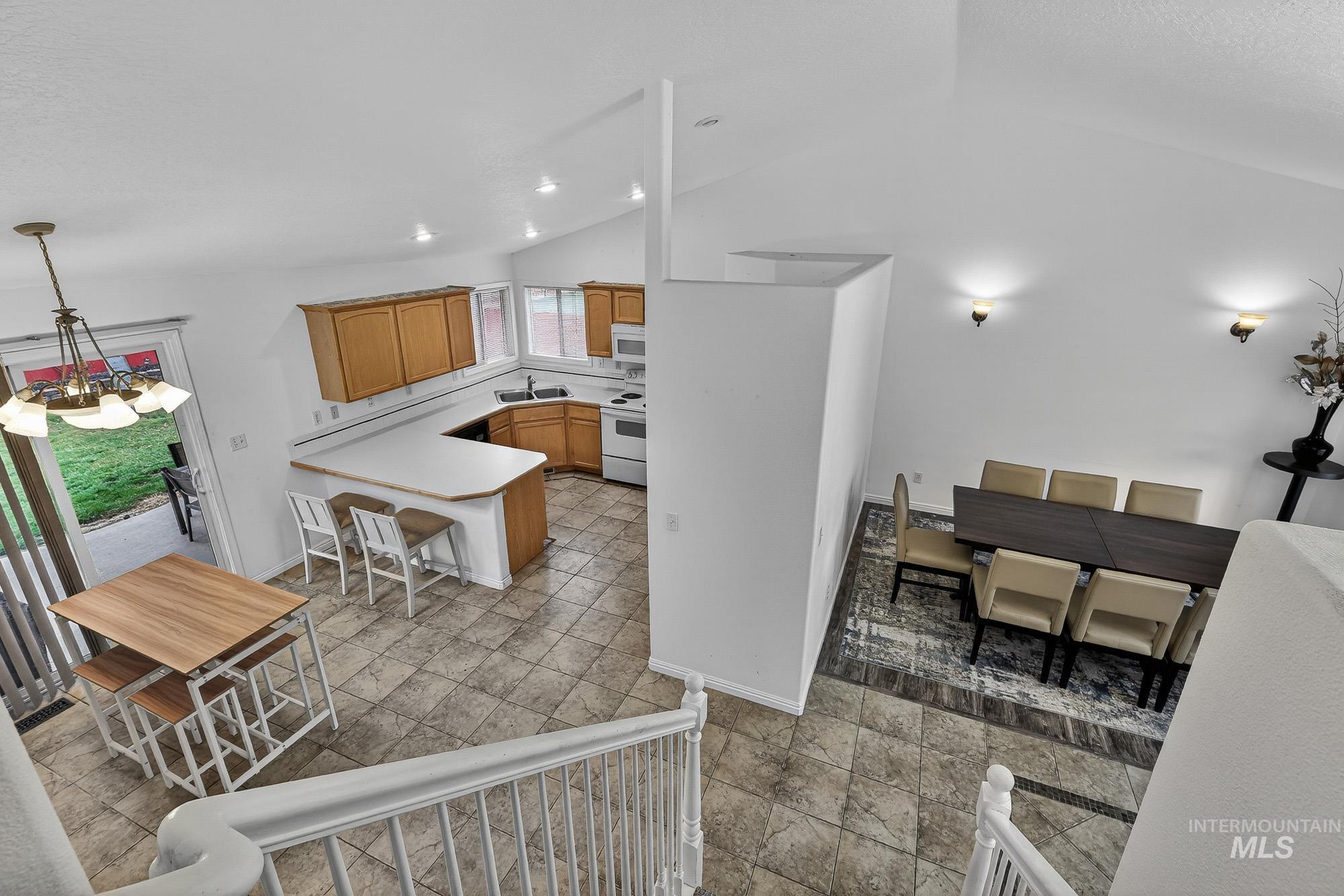 property viewer photo 26