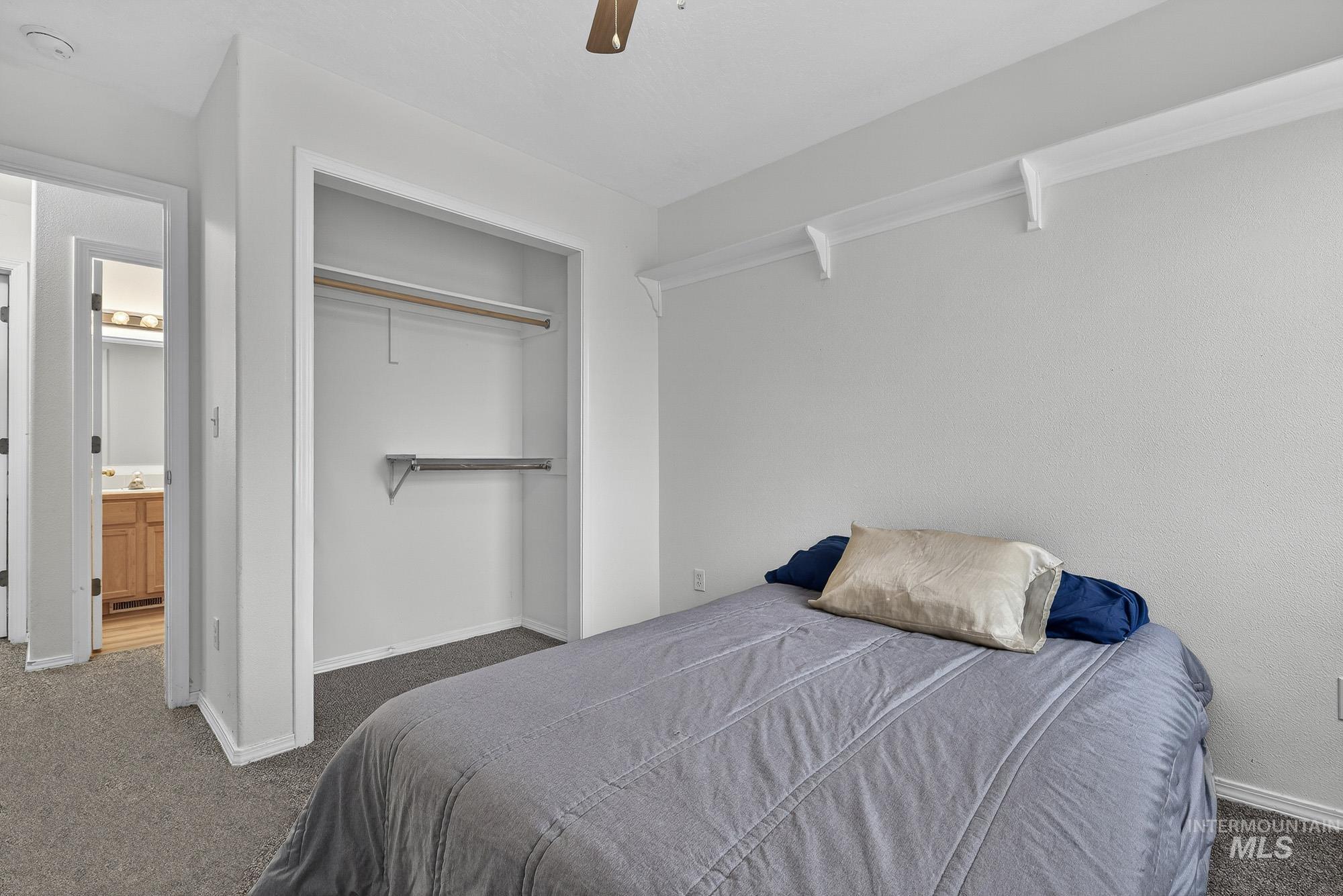 property viewer photo 32
