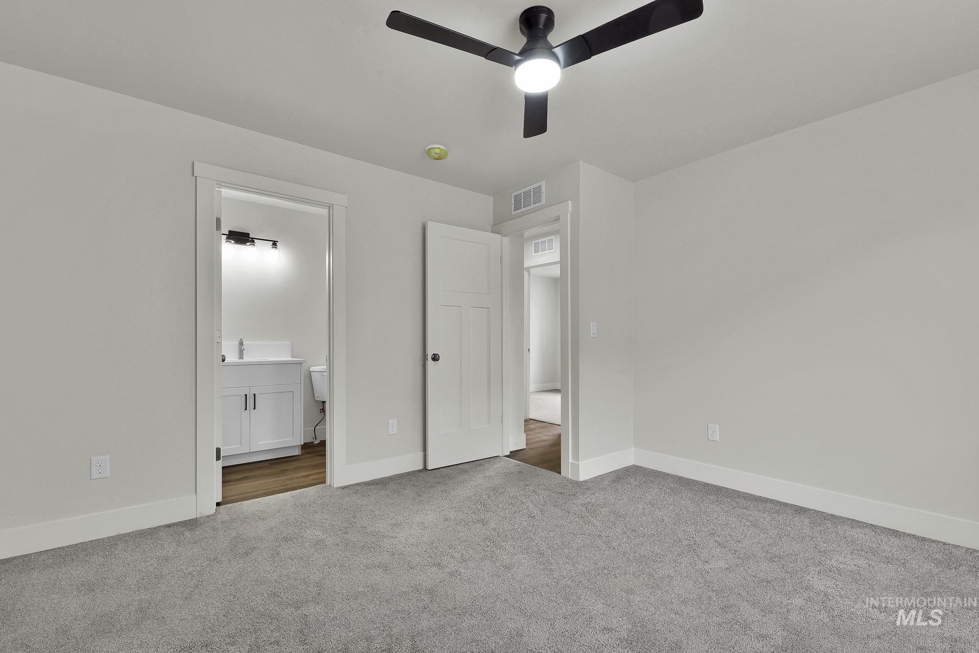 property viewer photo 13