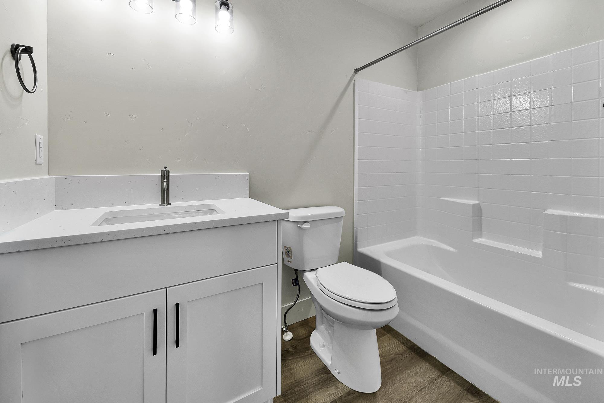 property viewer photo 14