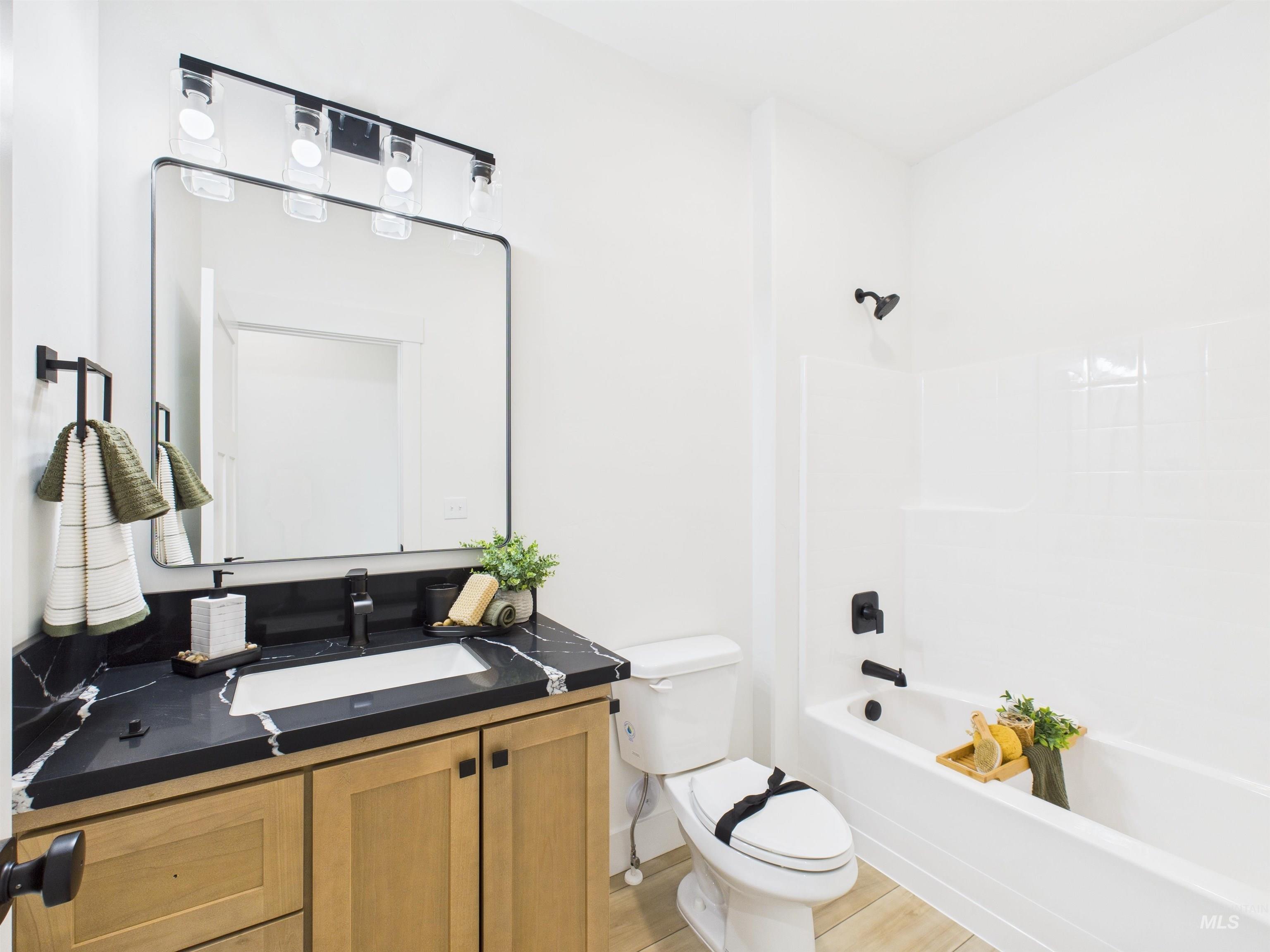 property viewer photo 27