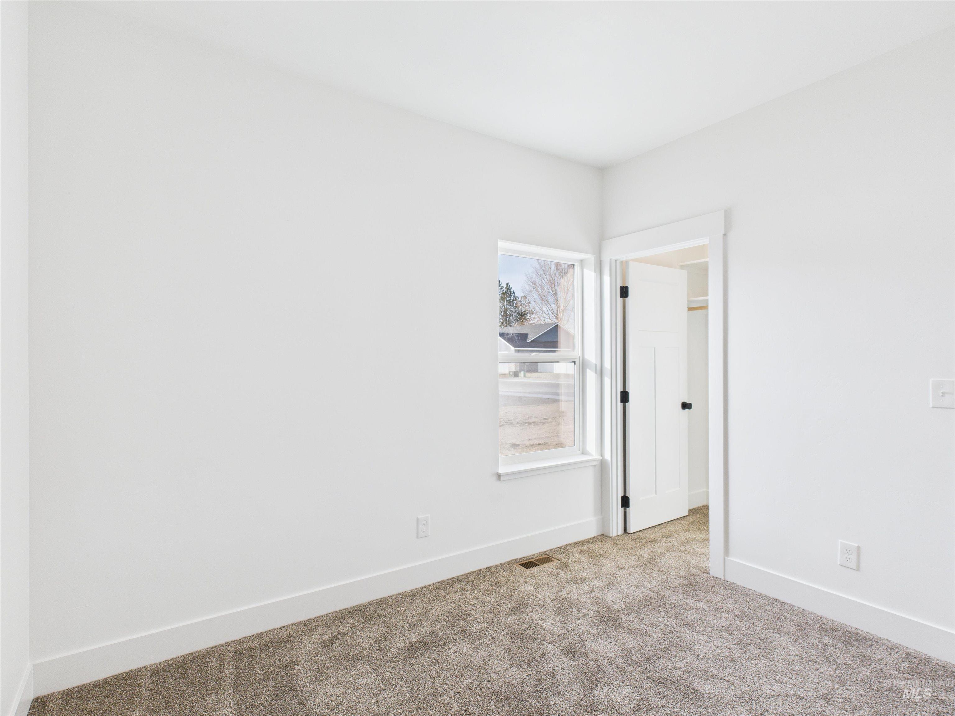 property viewer photo 28