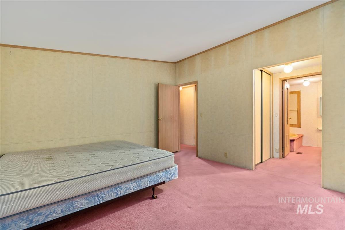 property viewer photo 6