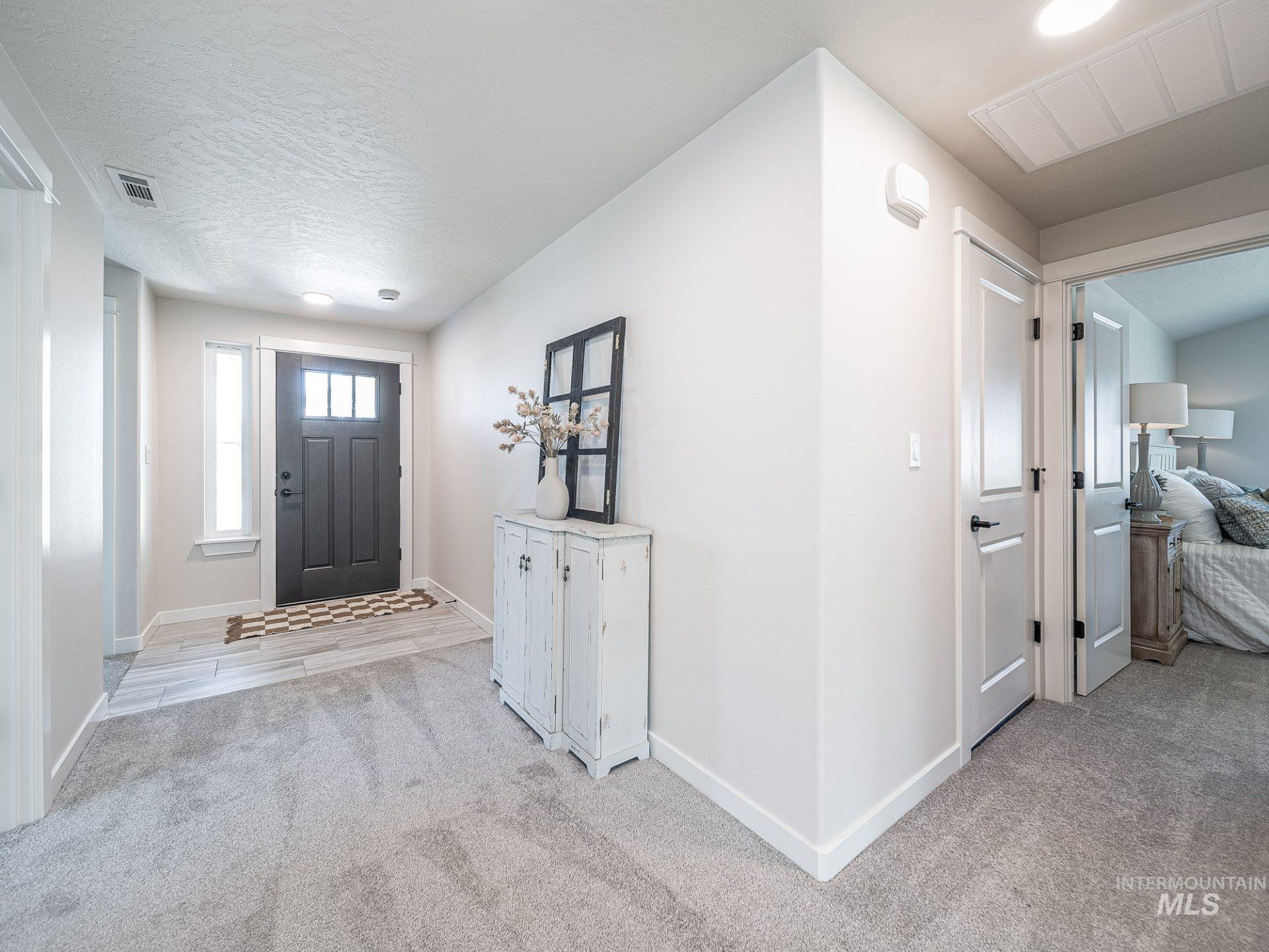 property viewer photo 5
