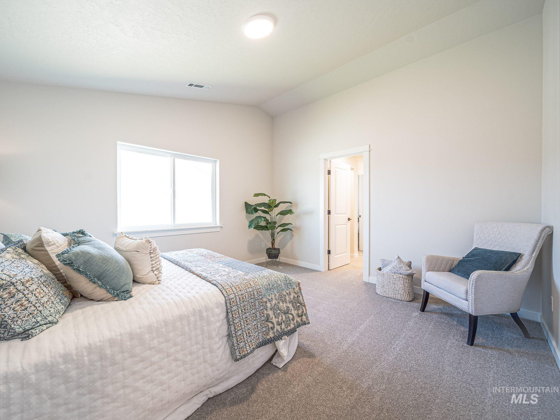 property viewer photo 6
