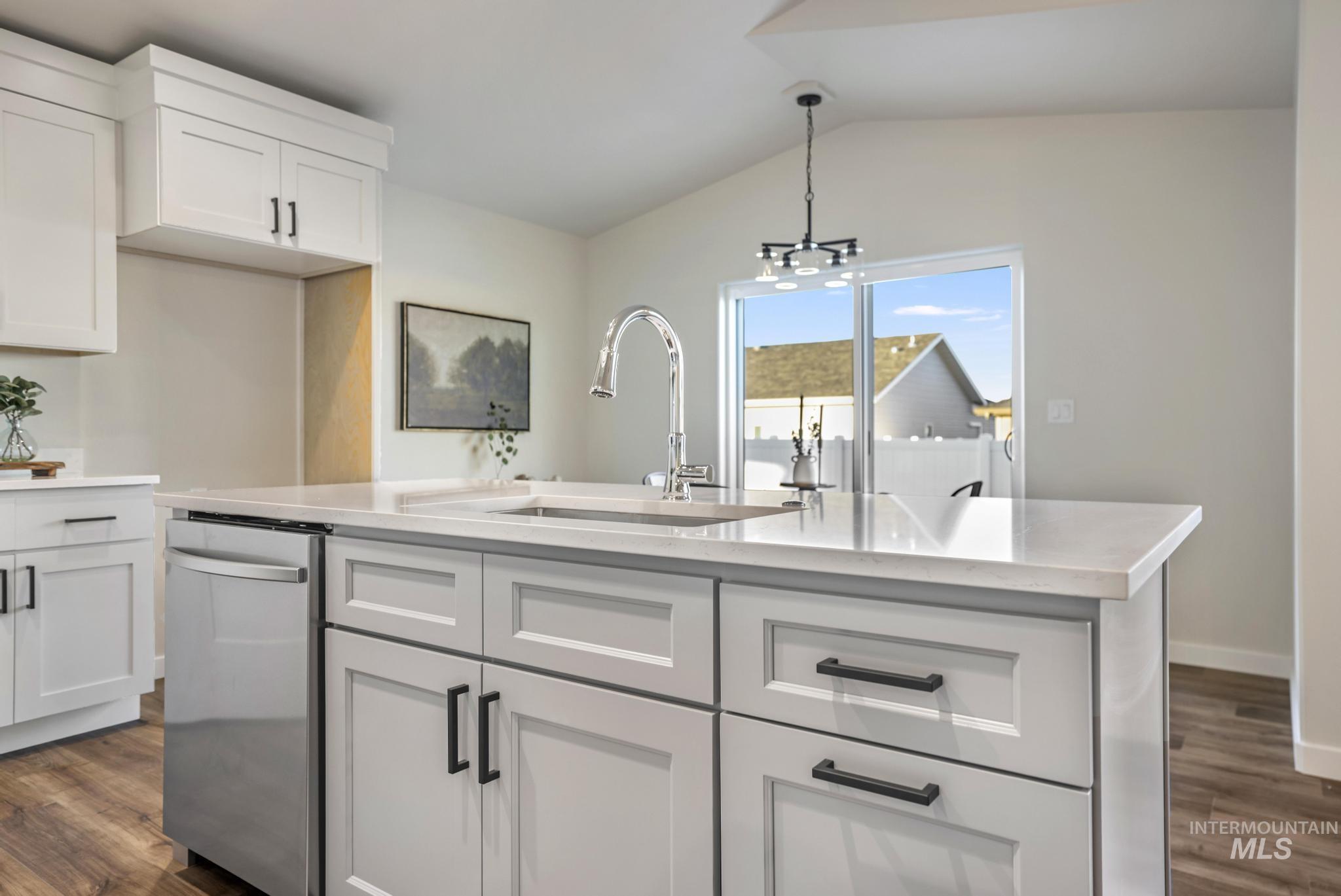 property viewer photo 12