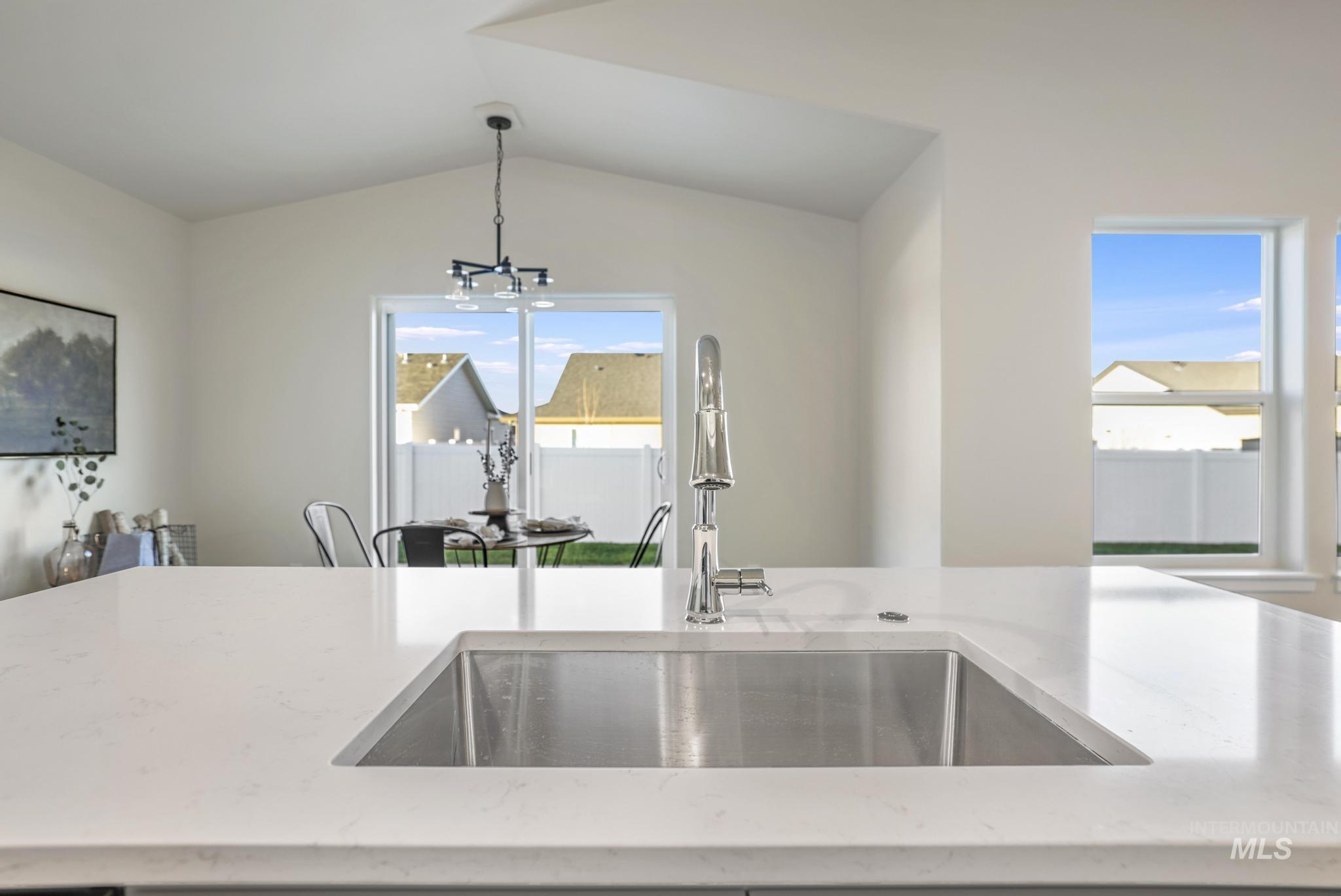 property viewer photo 13
