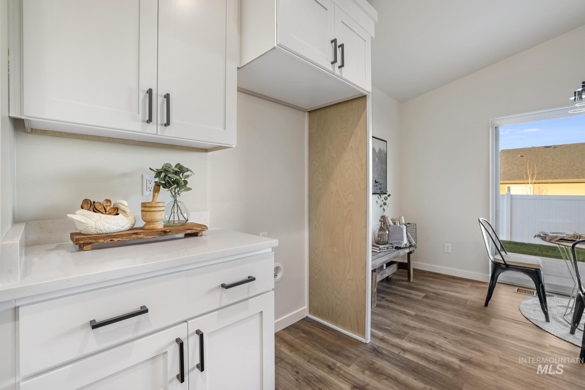 property viewer photo 19