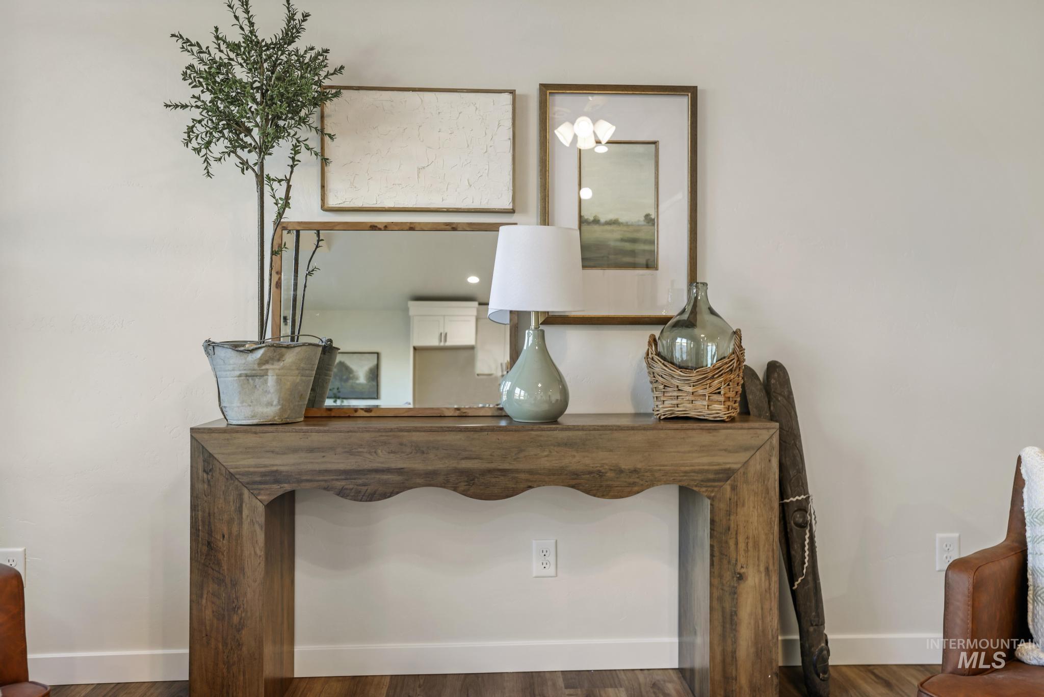 property viewer photo 6