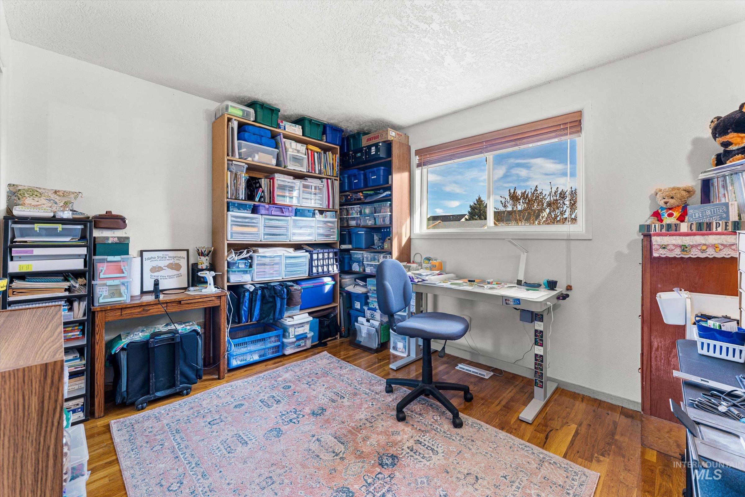 main property photo 12