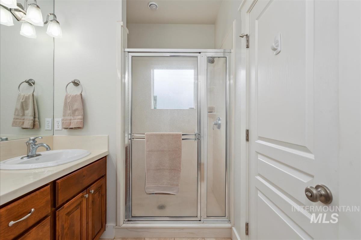 property viewer photo 18