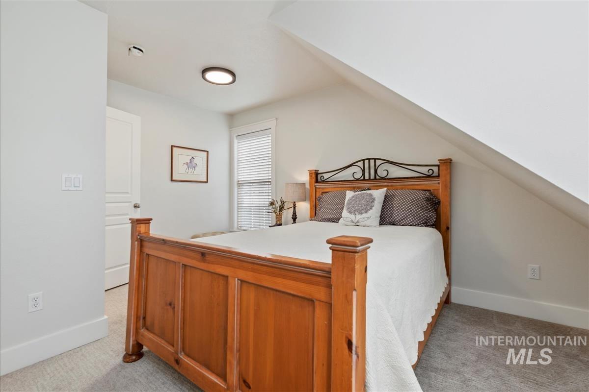 property viewer photo 23