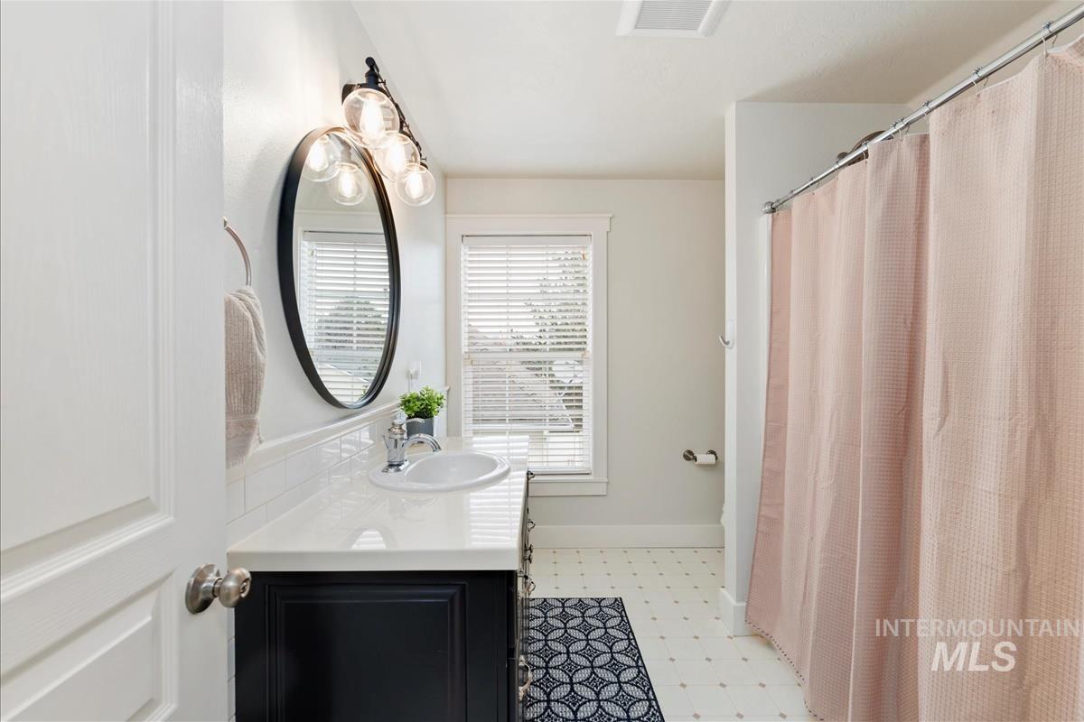 property viewer photo 26