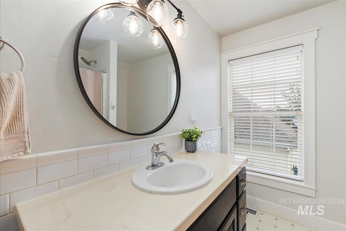 property viewer photo 27