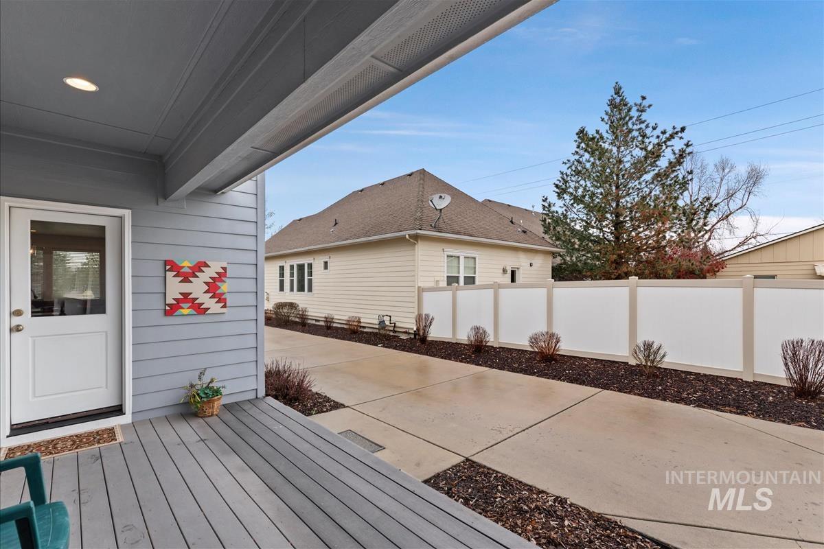 property viewer photo 30