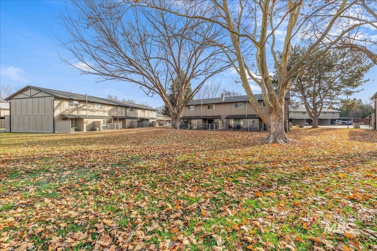 property viewer photo 16