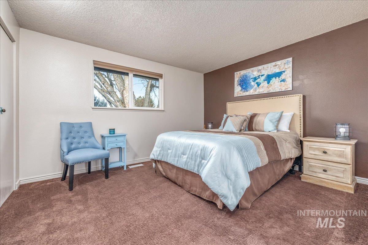 property viewer photo 8