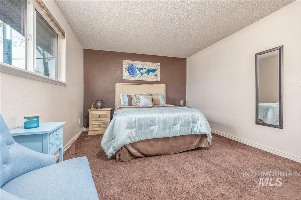 property viewer photo 9