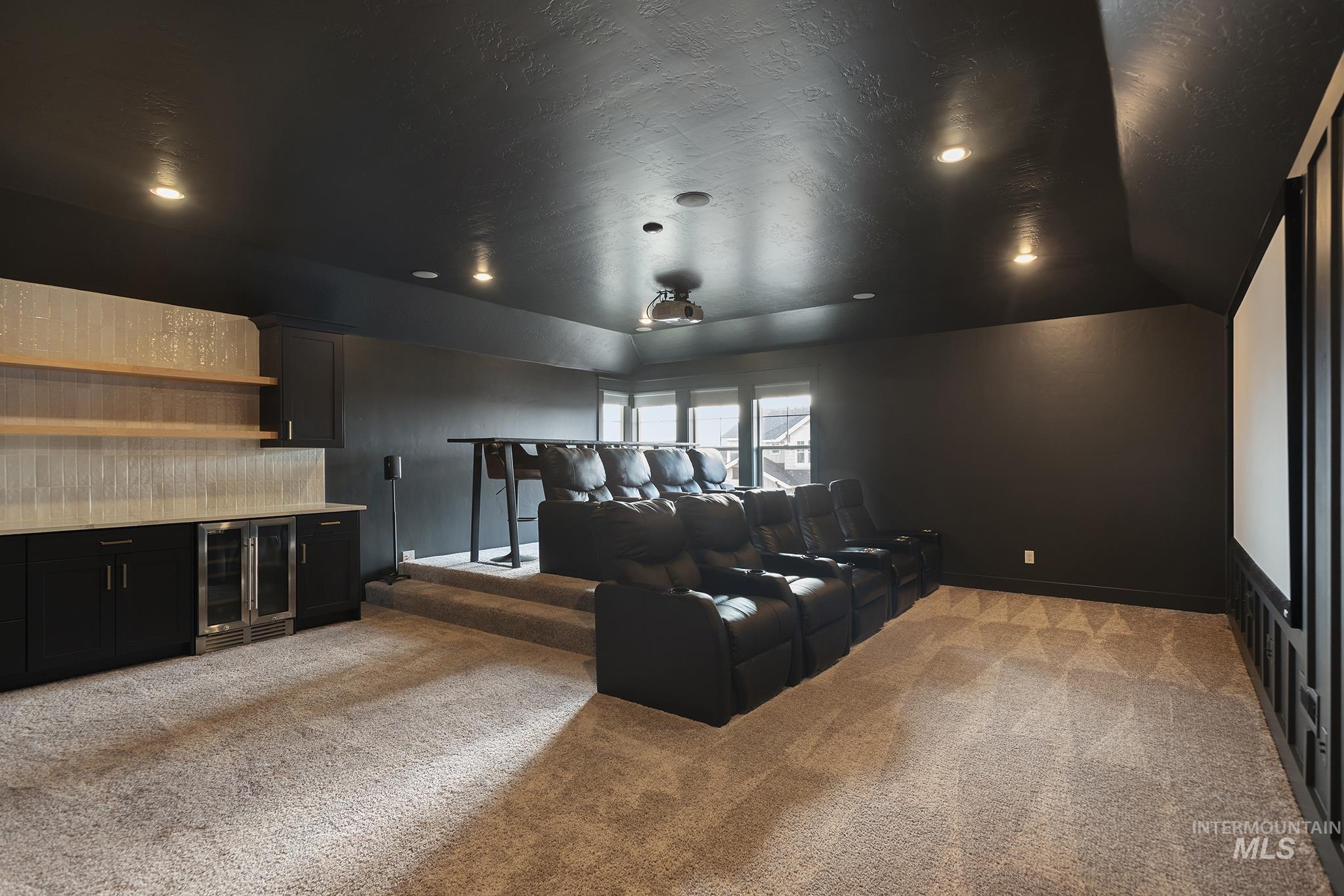 property viewer photo 24