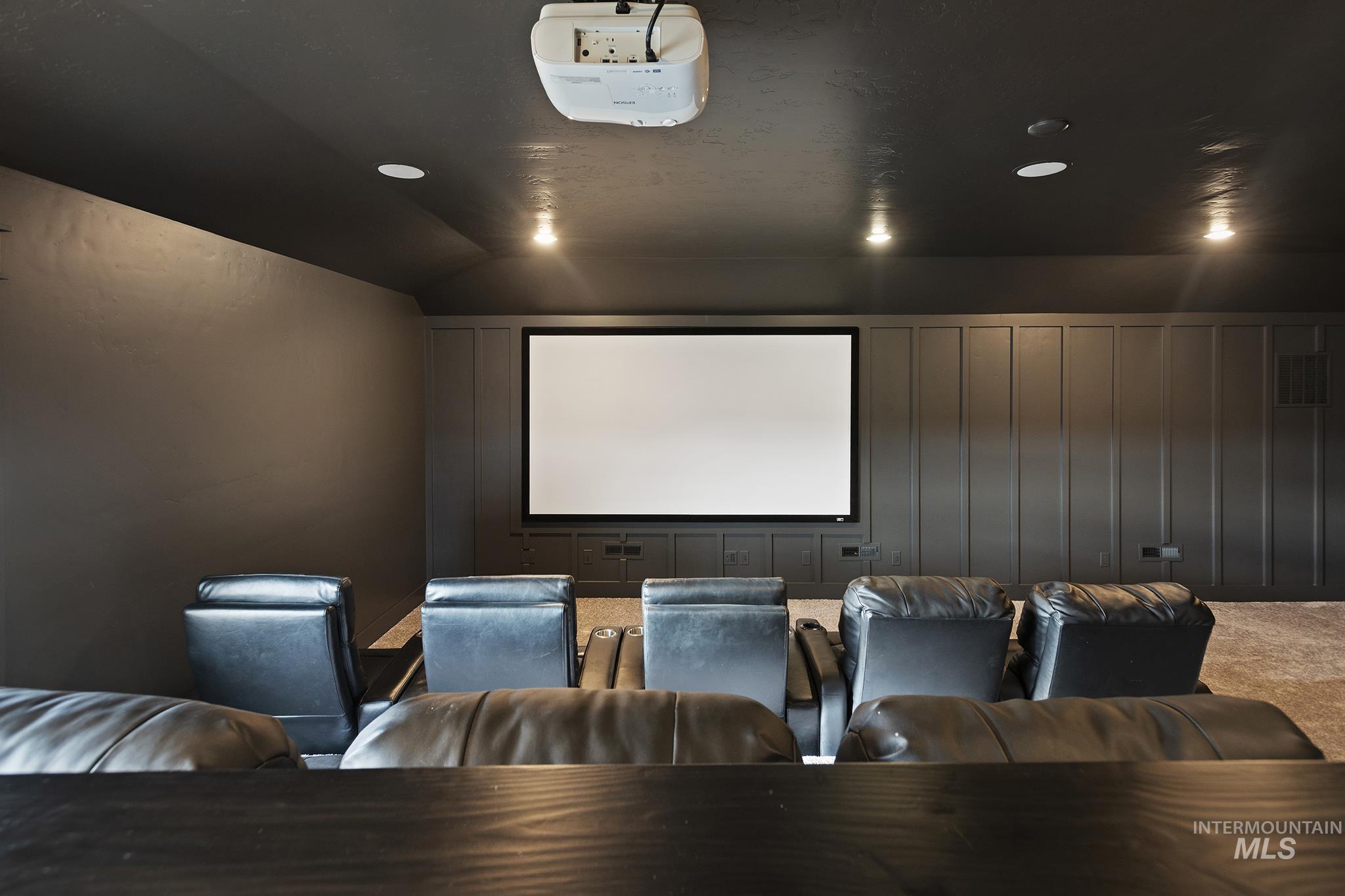 property viewer photo 27
