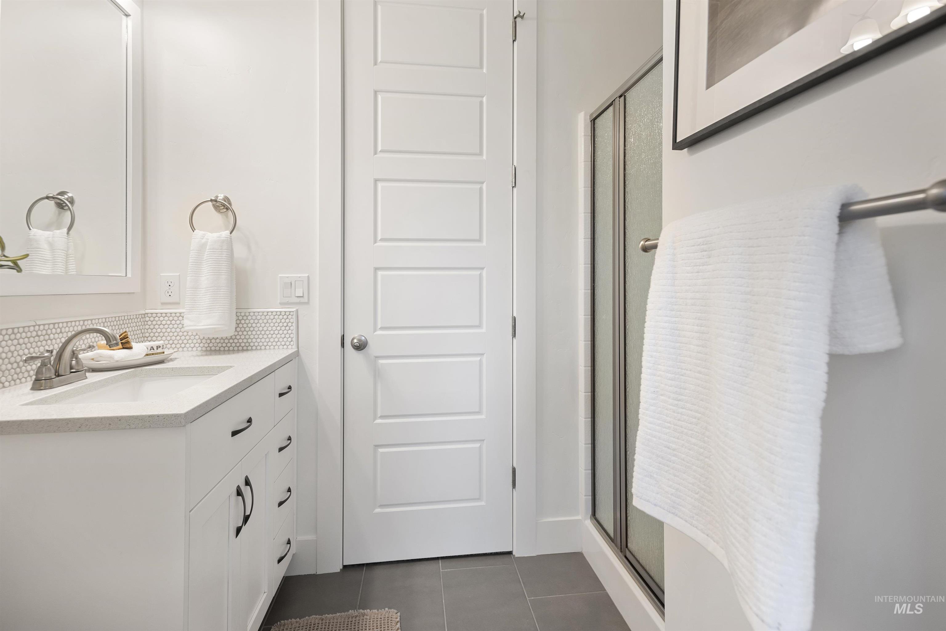 property viewer photo 33