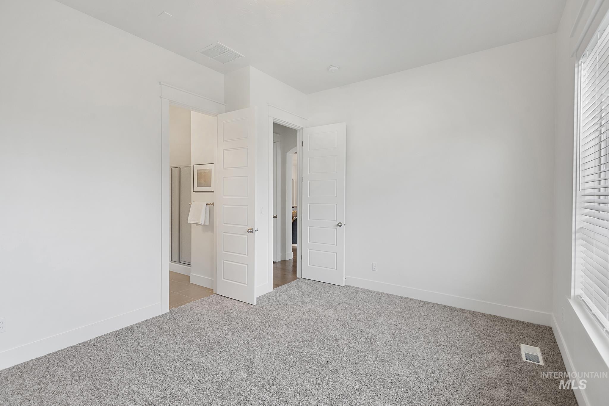 property viewer photo 34