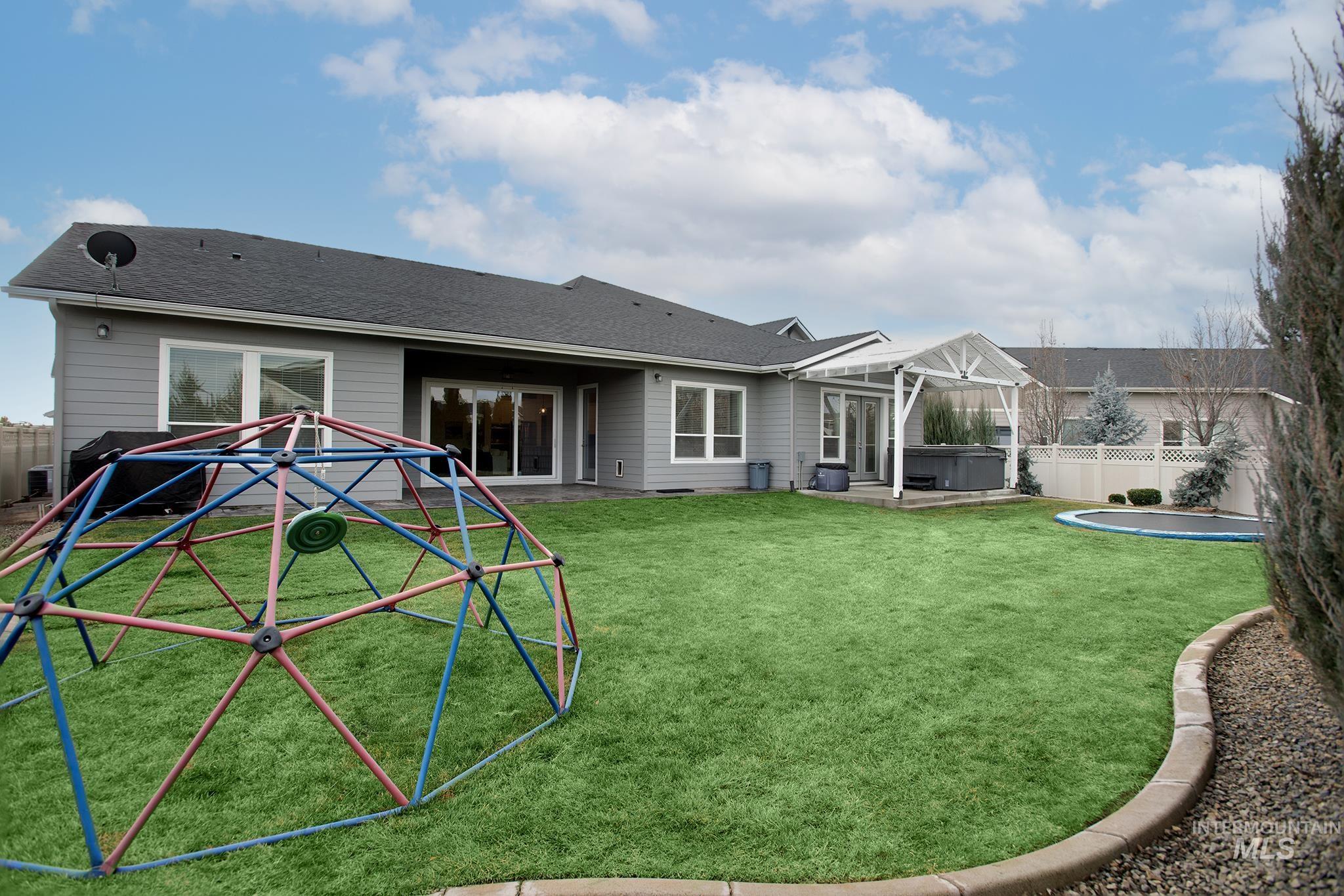 property viewer photo 46