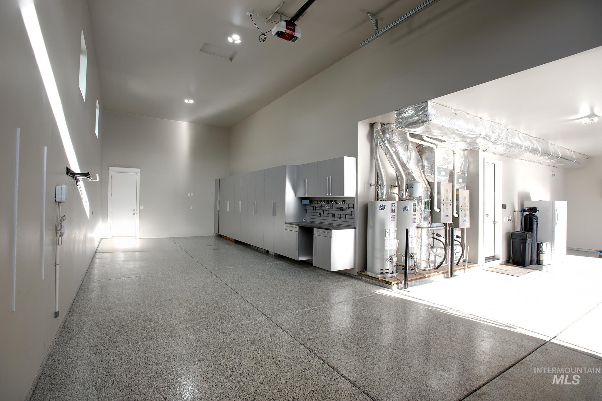property viewer photo 49