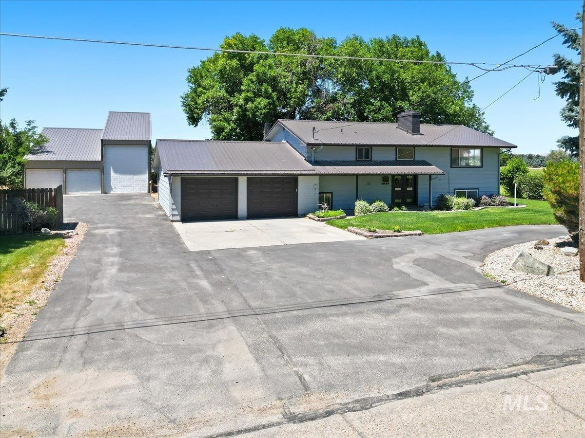 main property photo 47