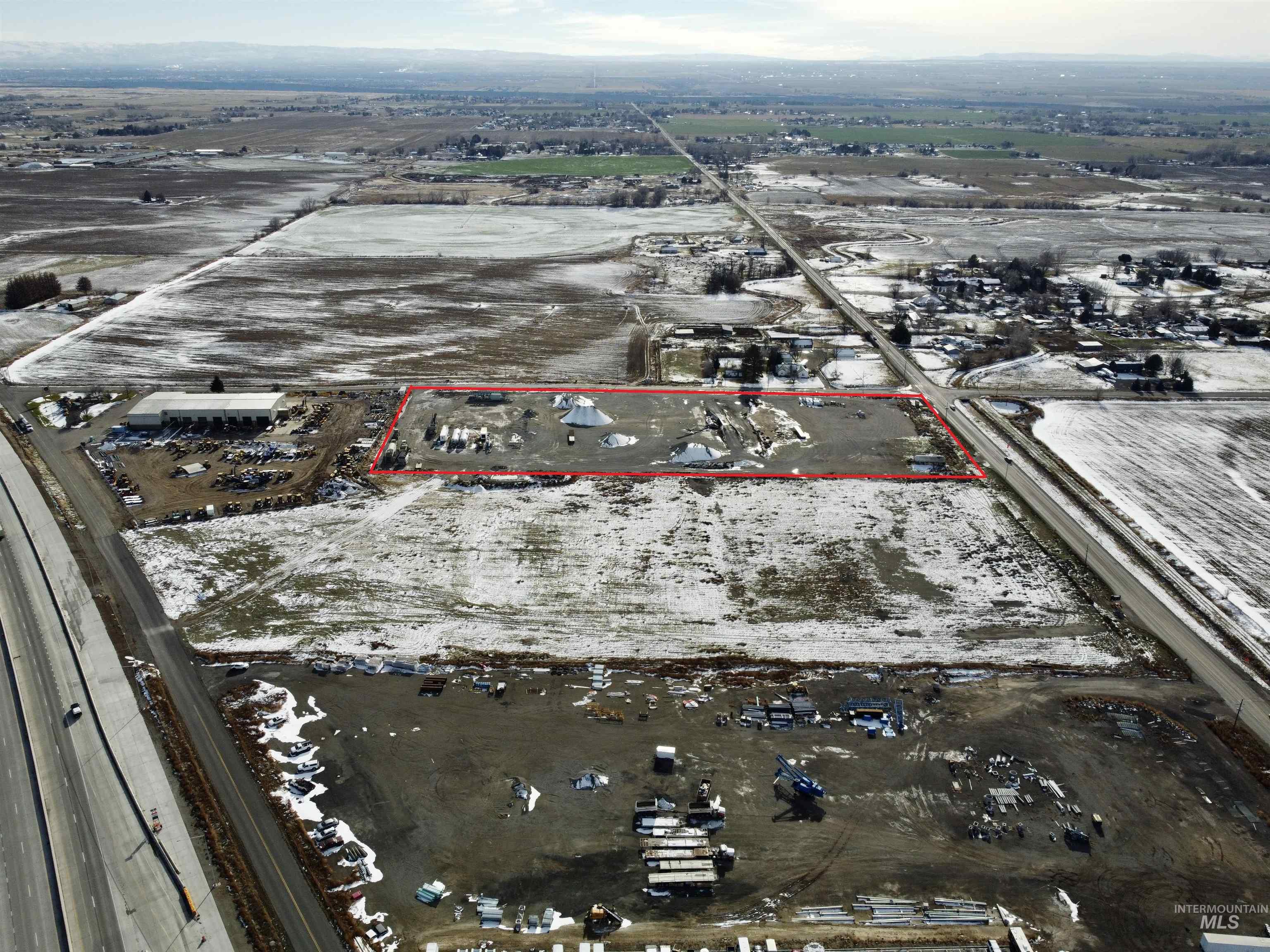 main property photo 14