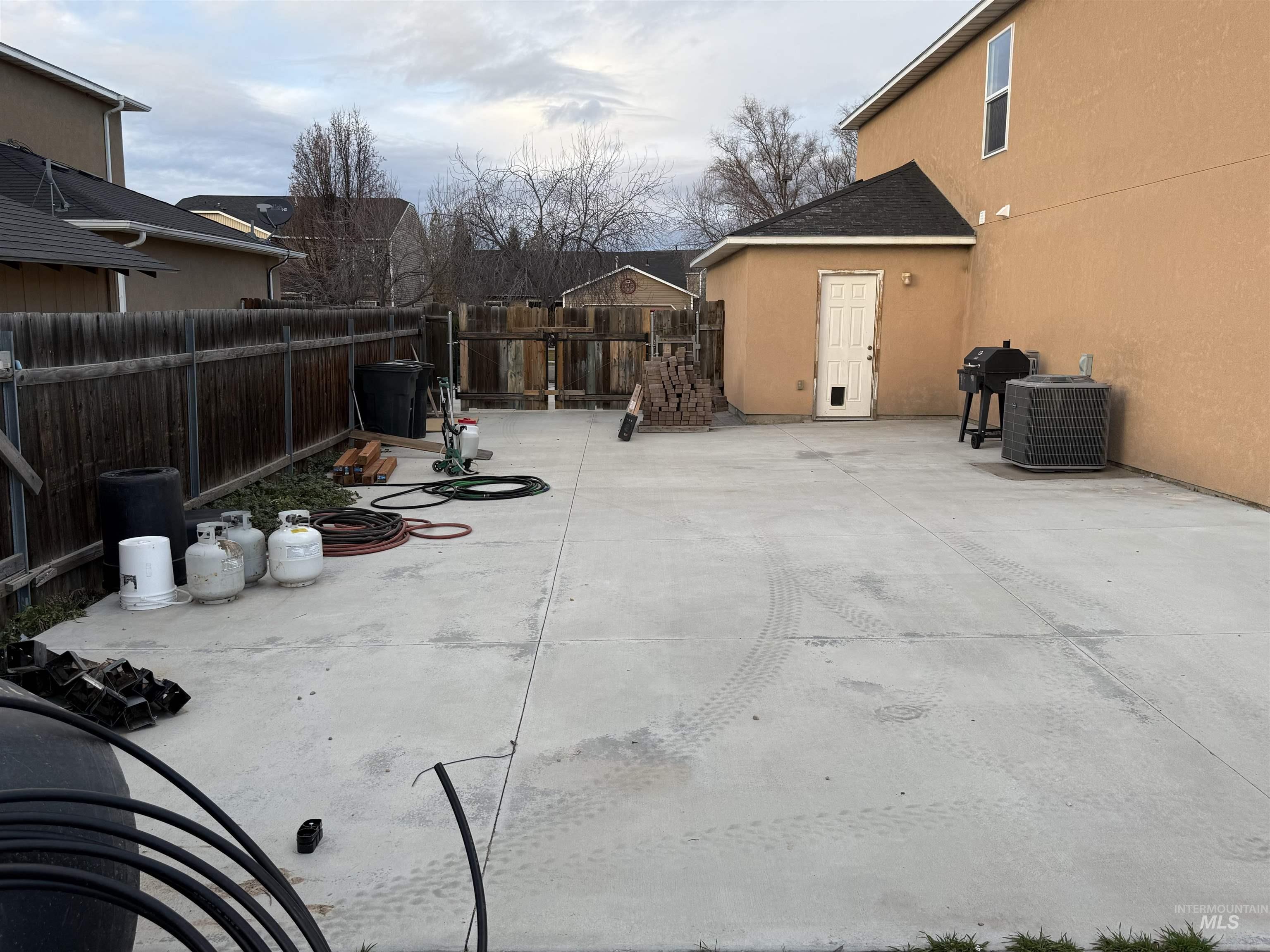 property viewer photo 20
