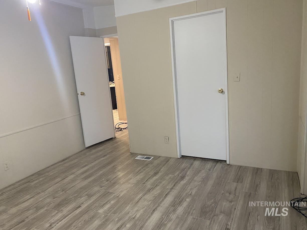 property viewer photo 11