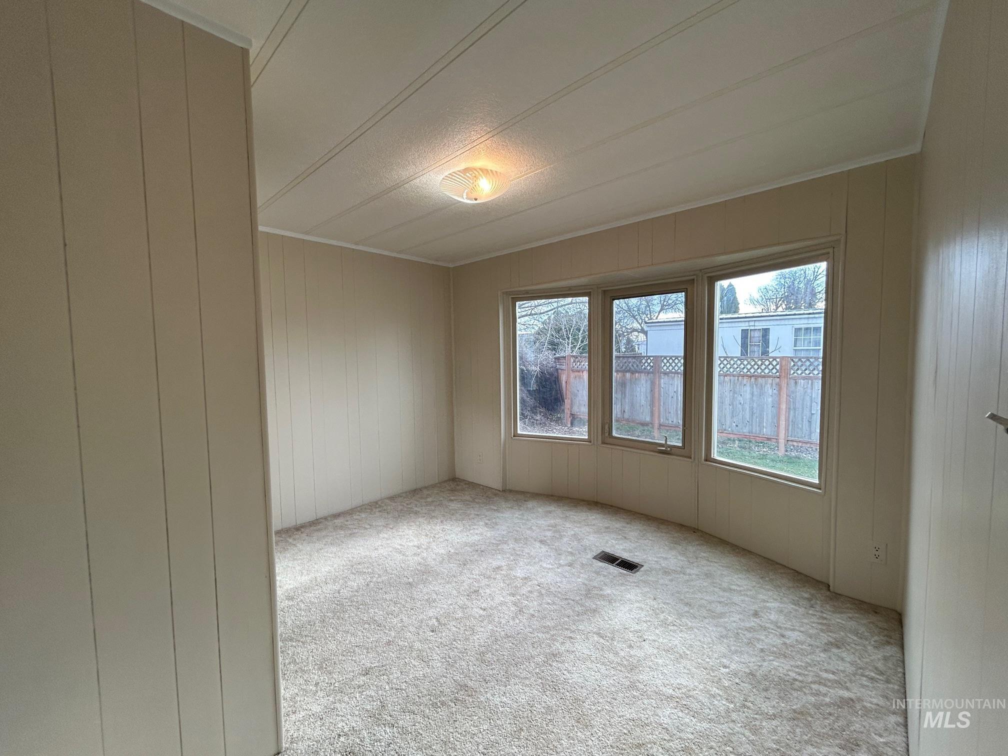 property viewer photo 14