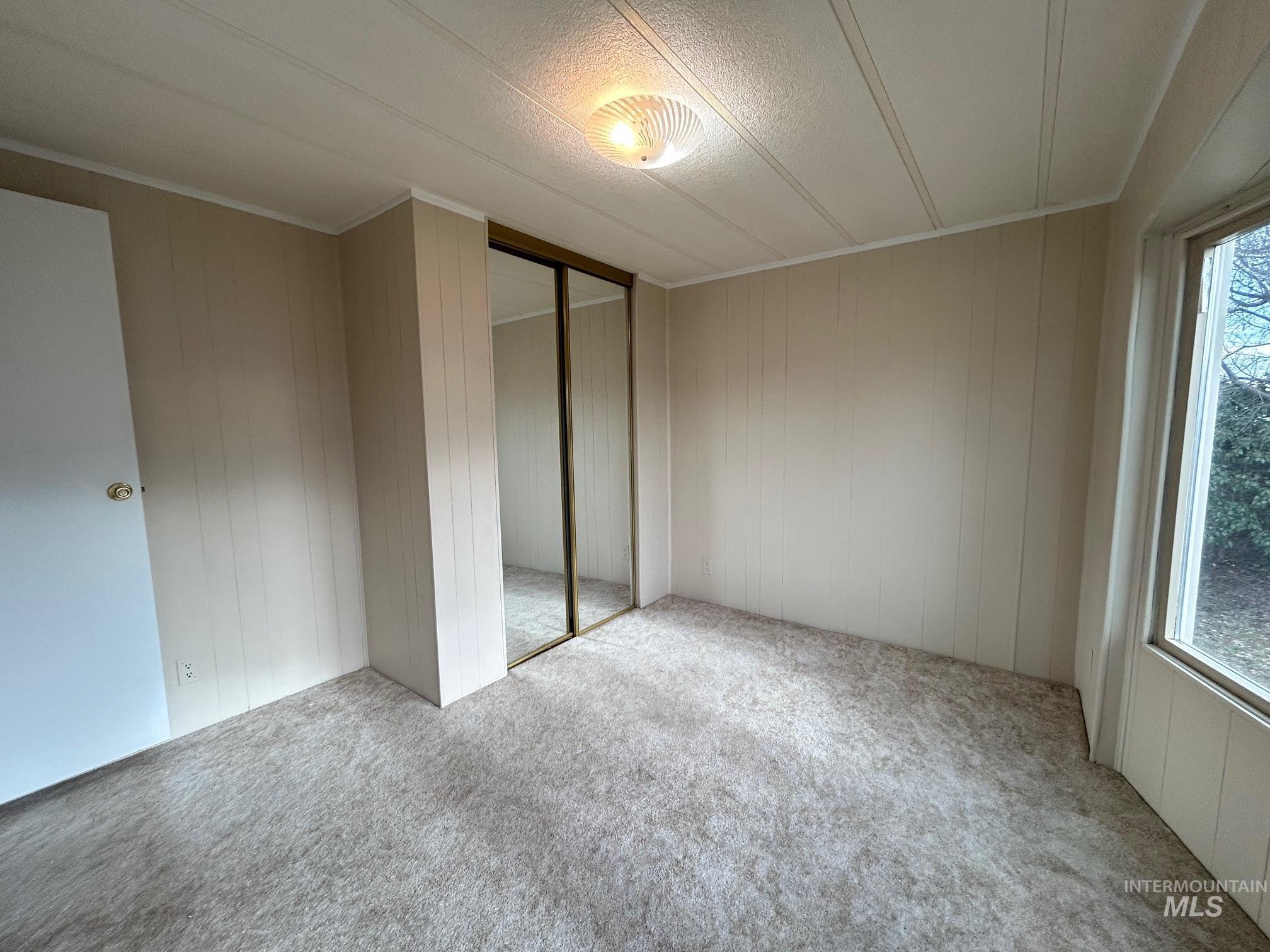 property viewer photo 15