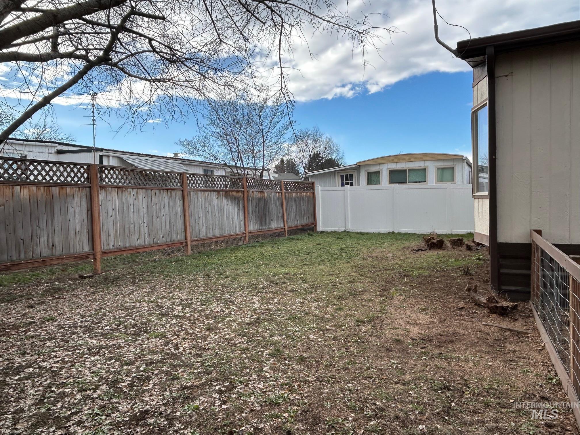 property viewer photo 22