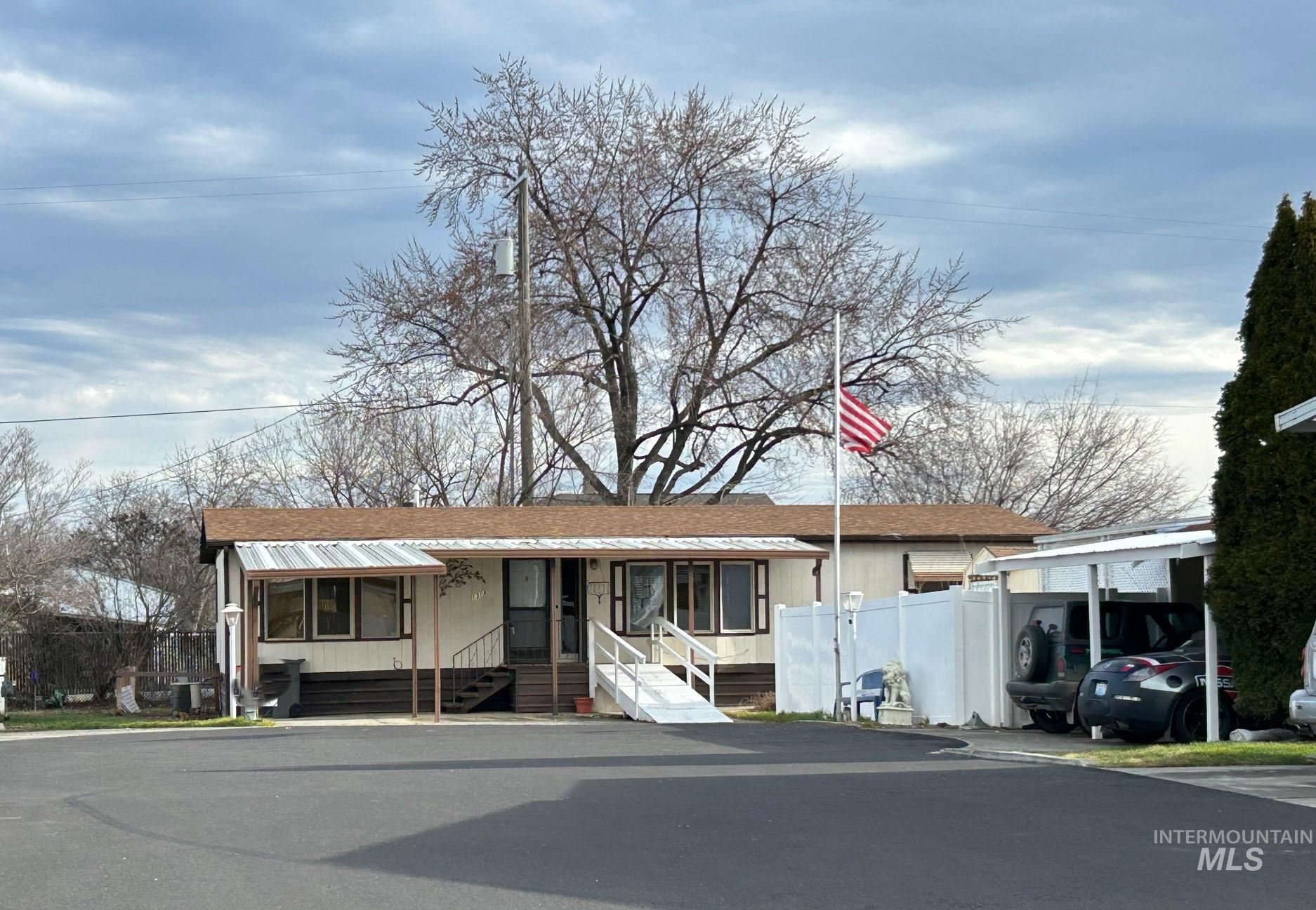 property viewer photo 25