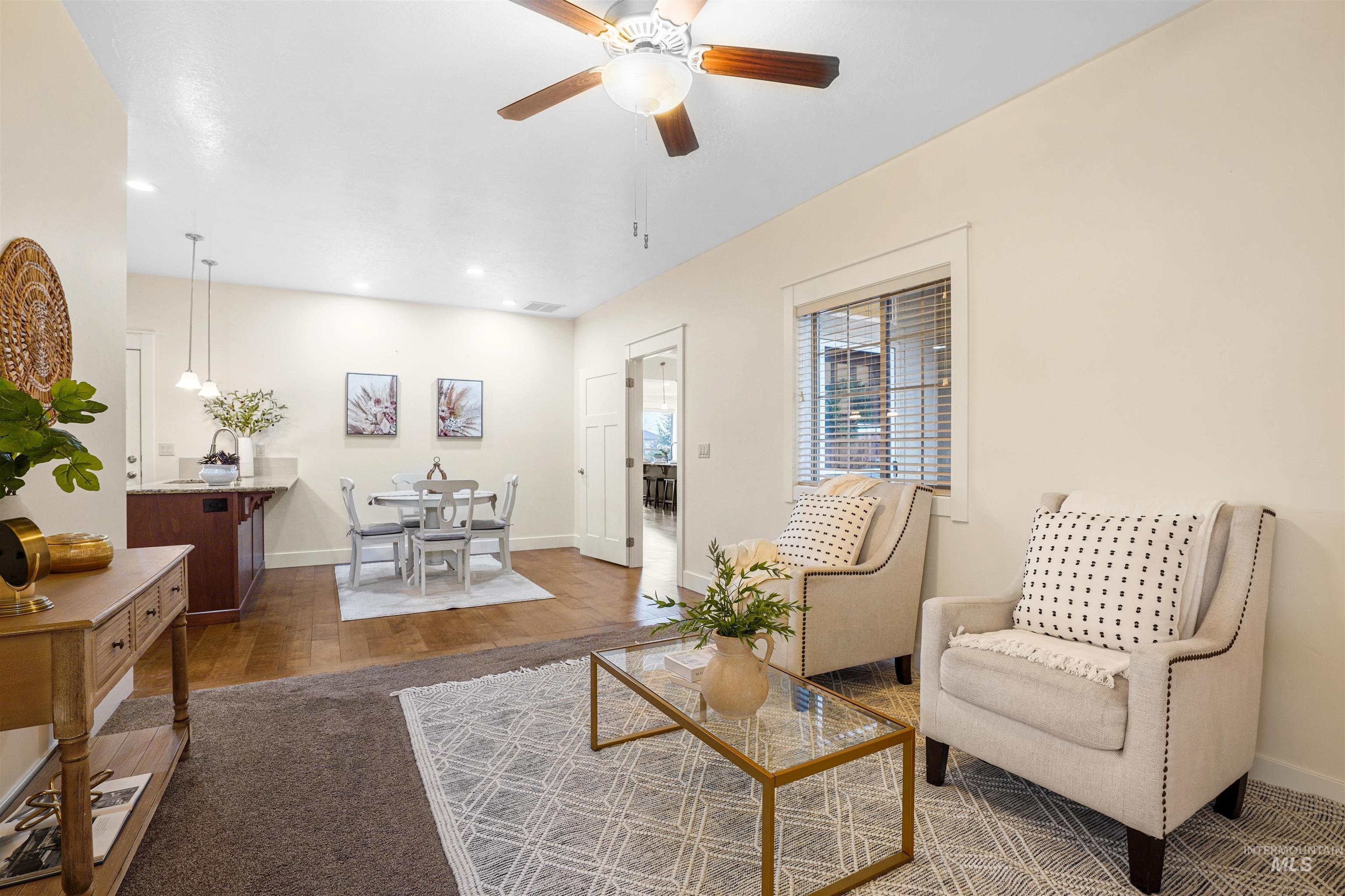 property viewer photo 17
