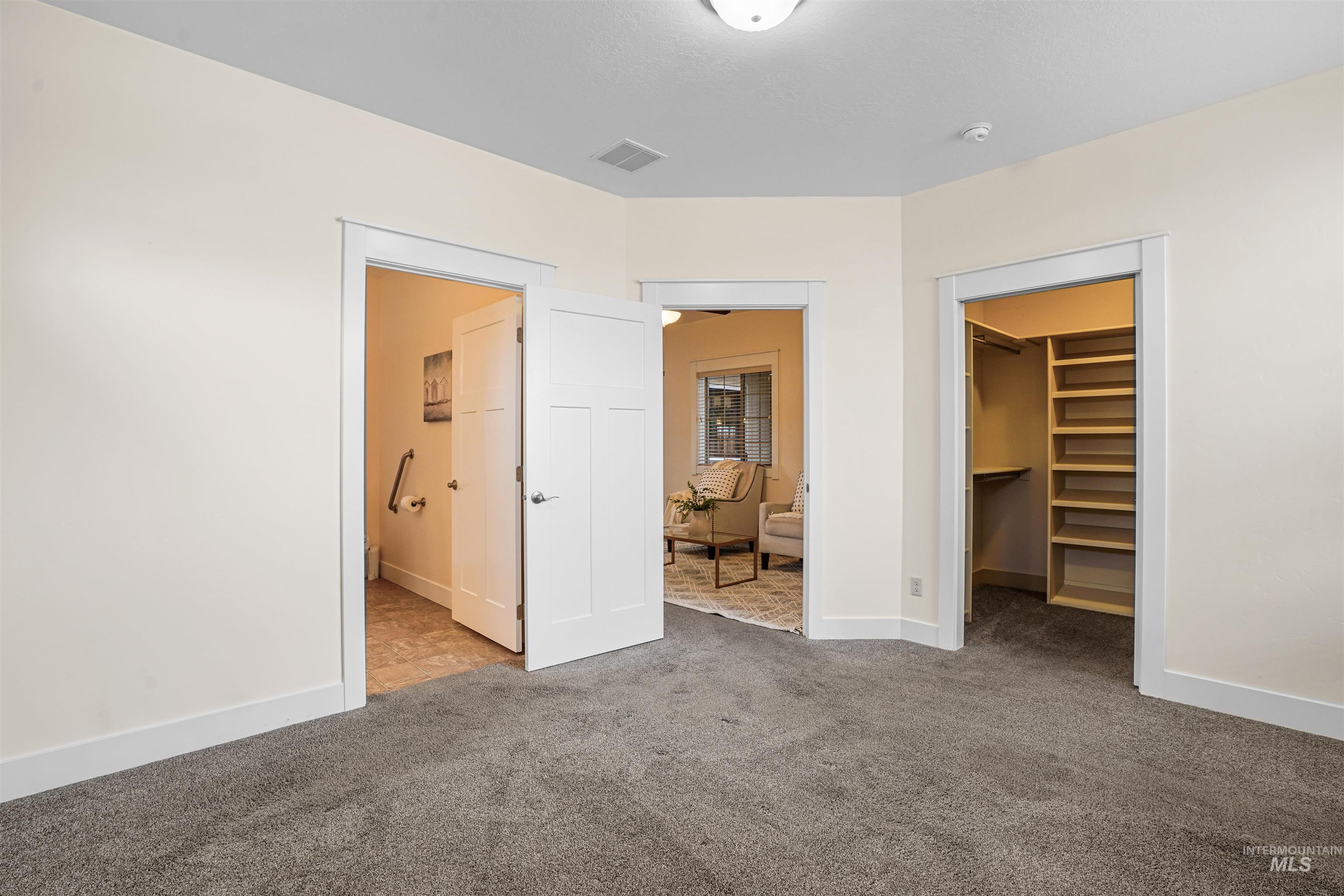 property viewer photo 20