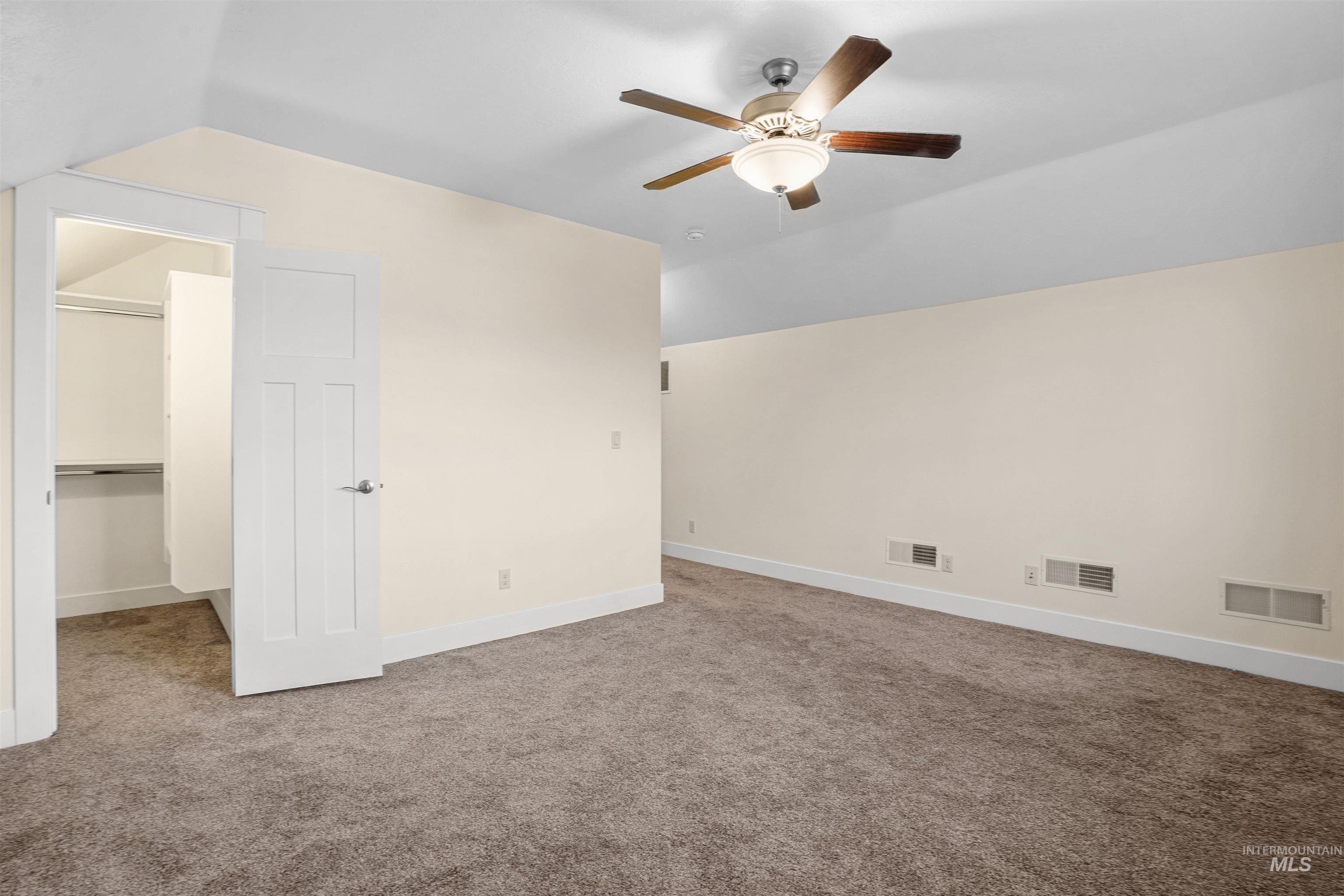property viewer photo 27