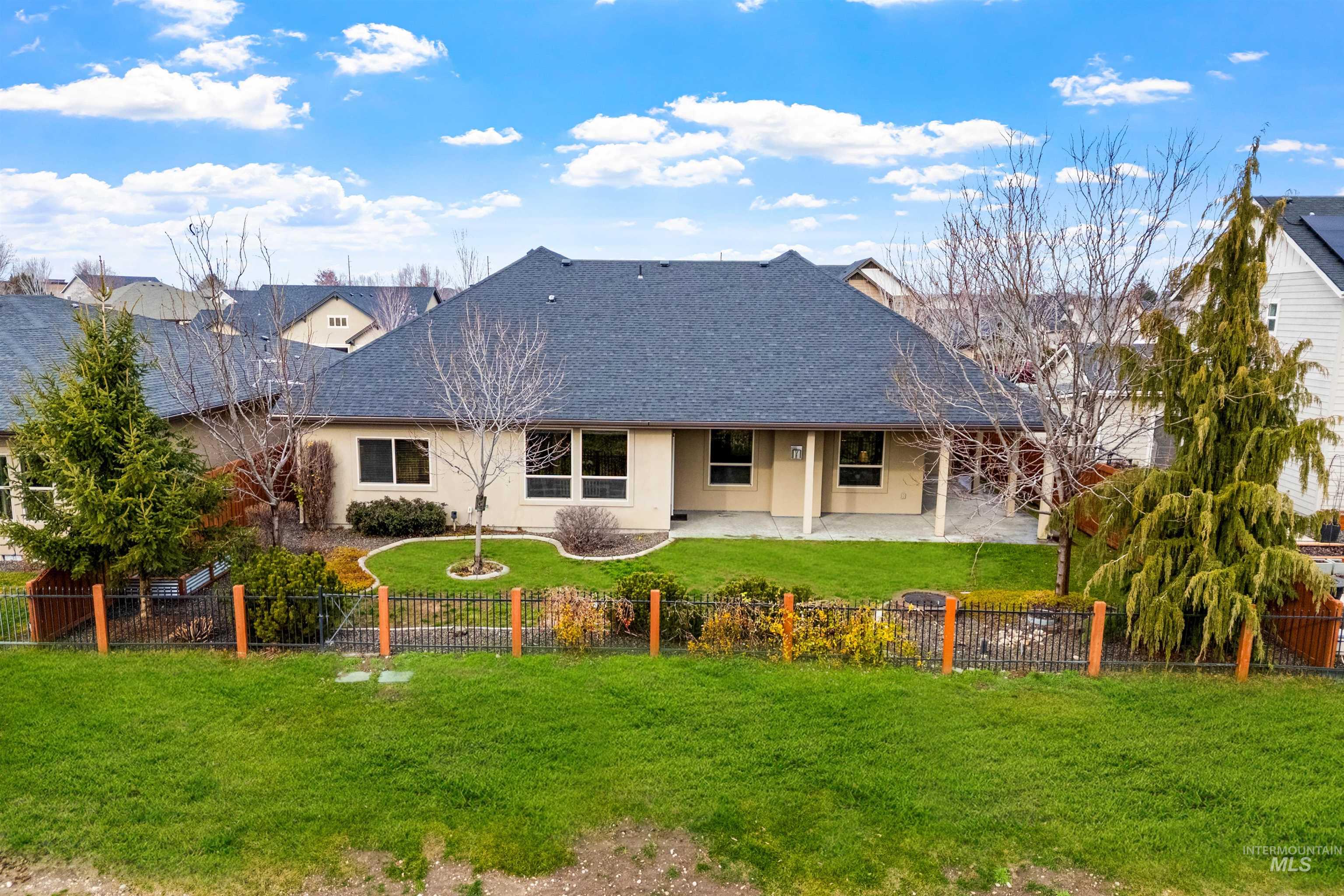 property viewer photo 41