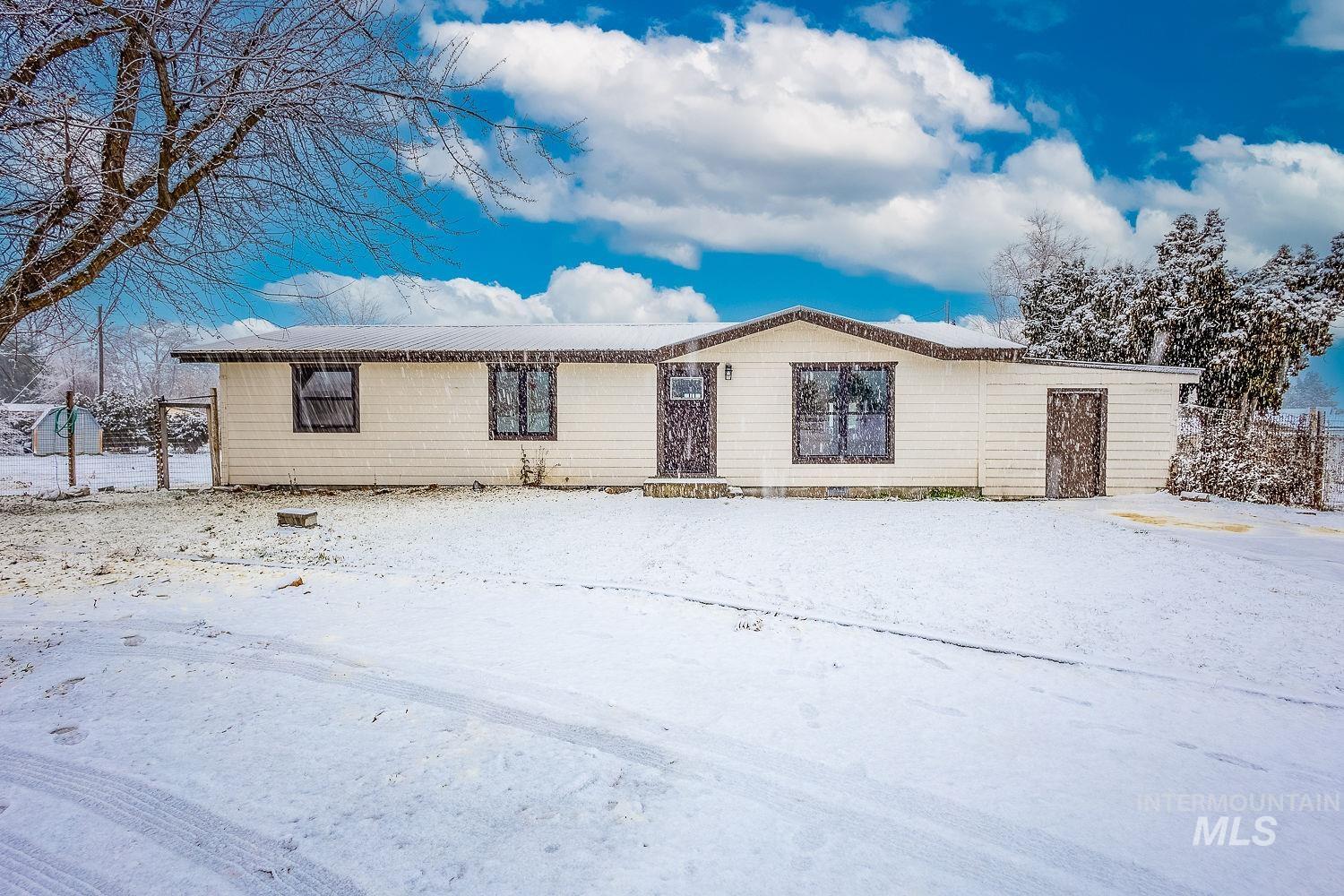 main property photo 0