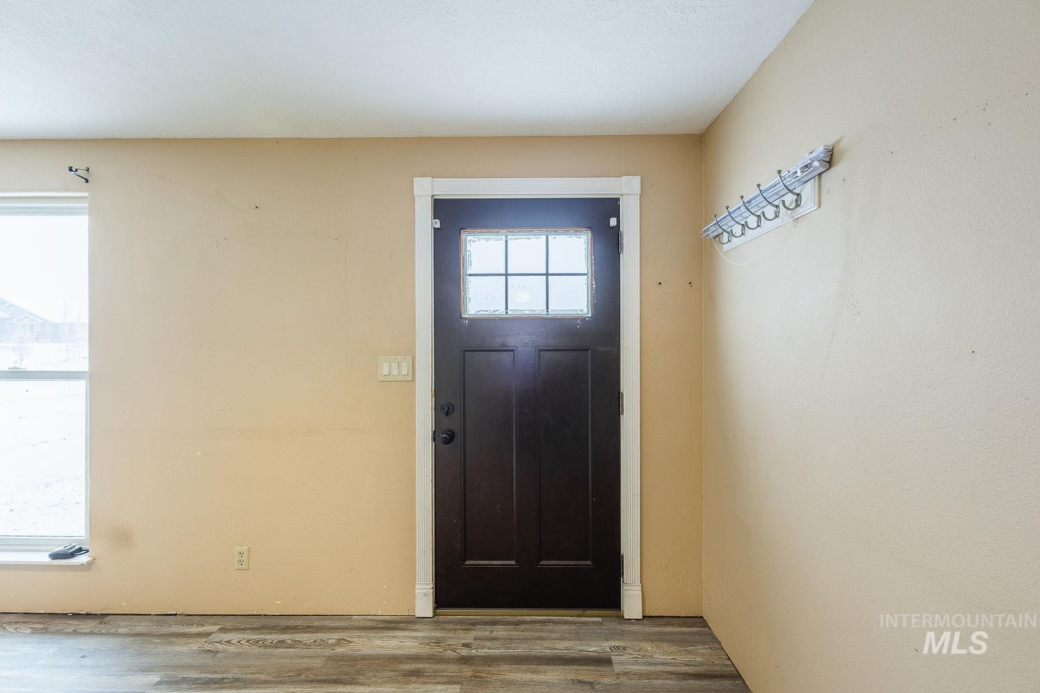 property viewer photo 1