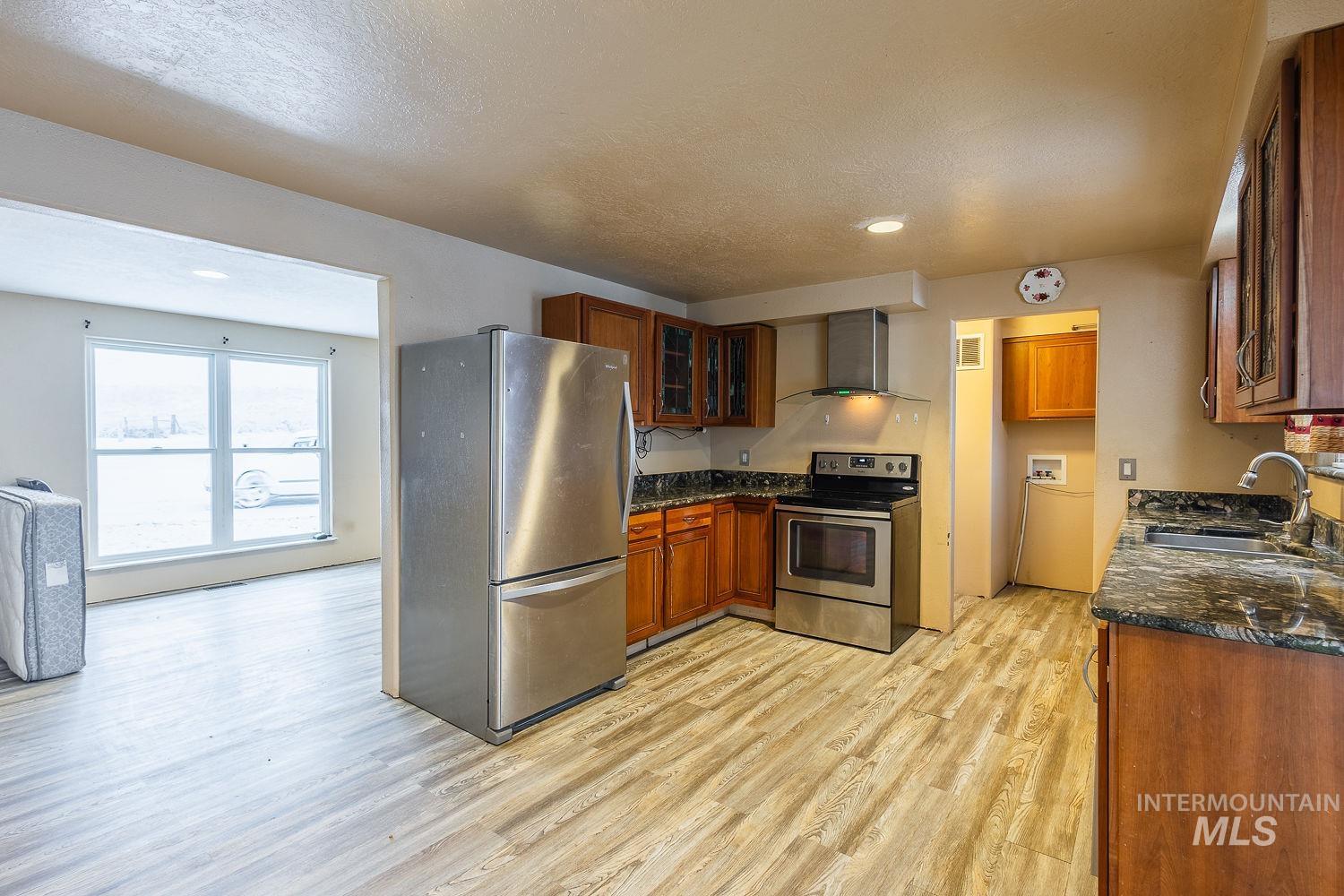 property viewer photo 8